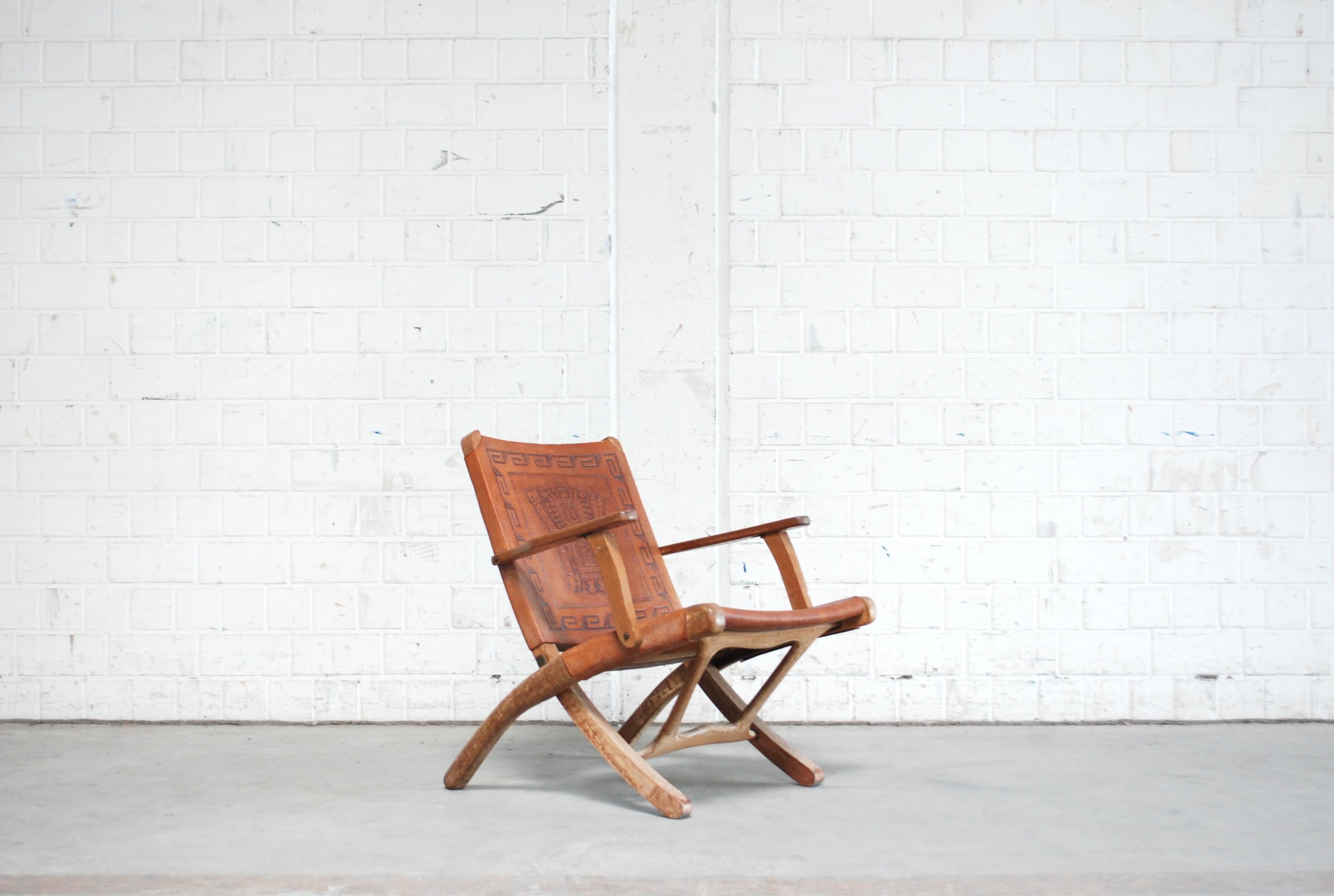 20th Century Angel Pazmino Folding Leather Lounge Chair for Muebles de Estilo