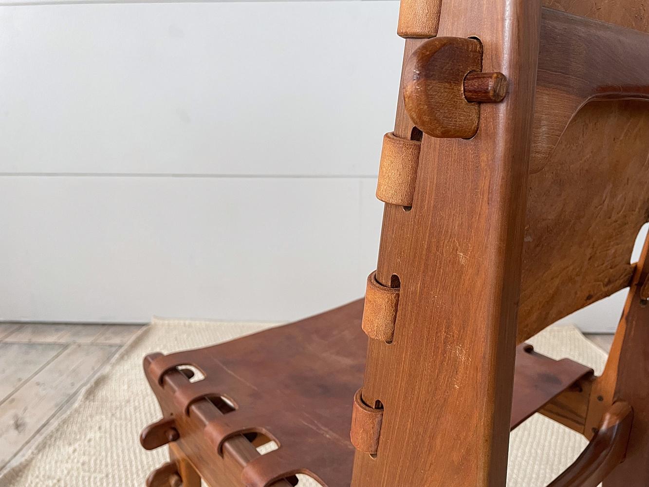 Angel Pazmino pour Muebles De Estilo Chaises, bois de rose et cuir, 1960, Ecuador Bon état - En vente à Biebergemund, Hessen