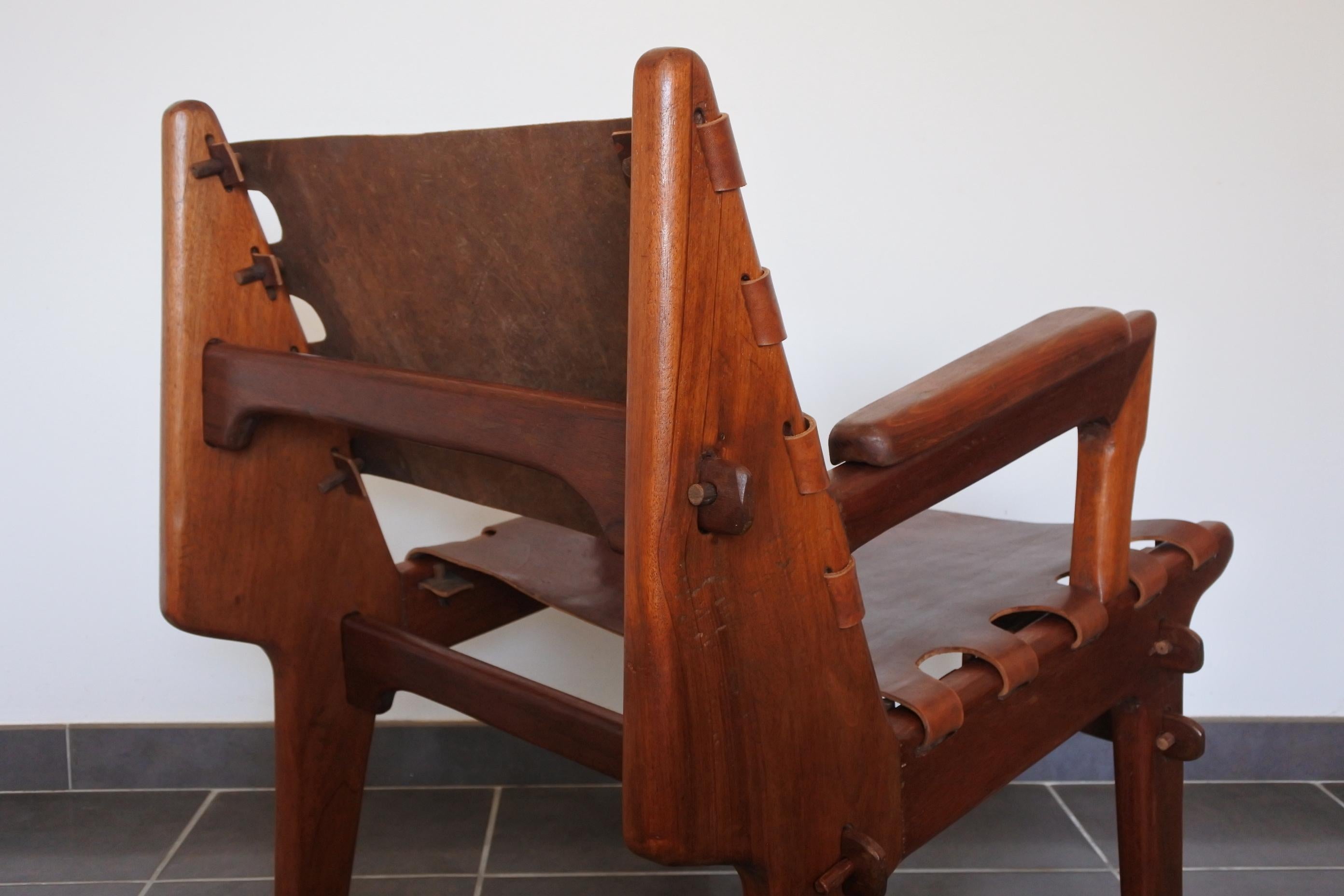 Angel Pazmino Leather Armchair and Ottoman for Muebles De Estilo, Ecuador 1960s 7