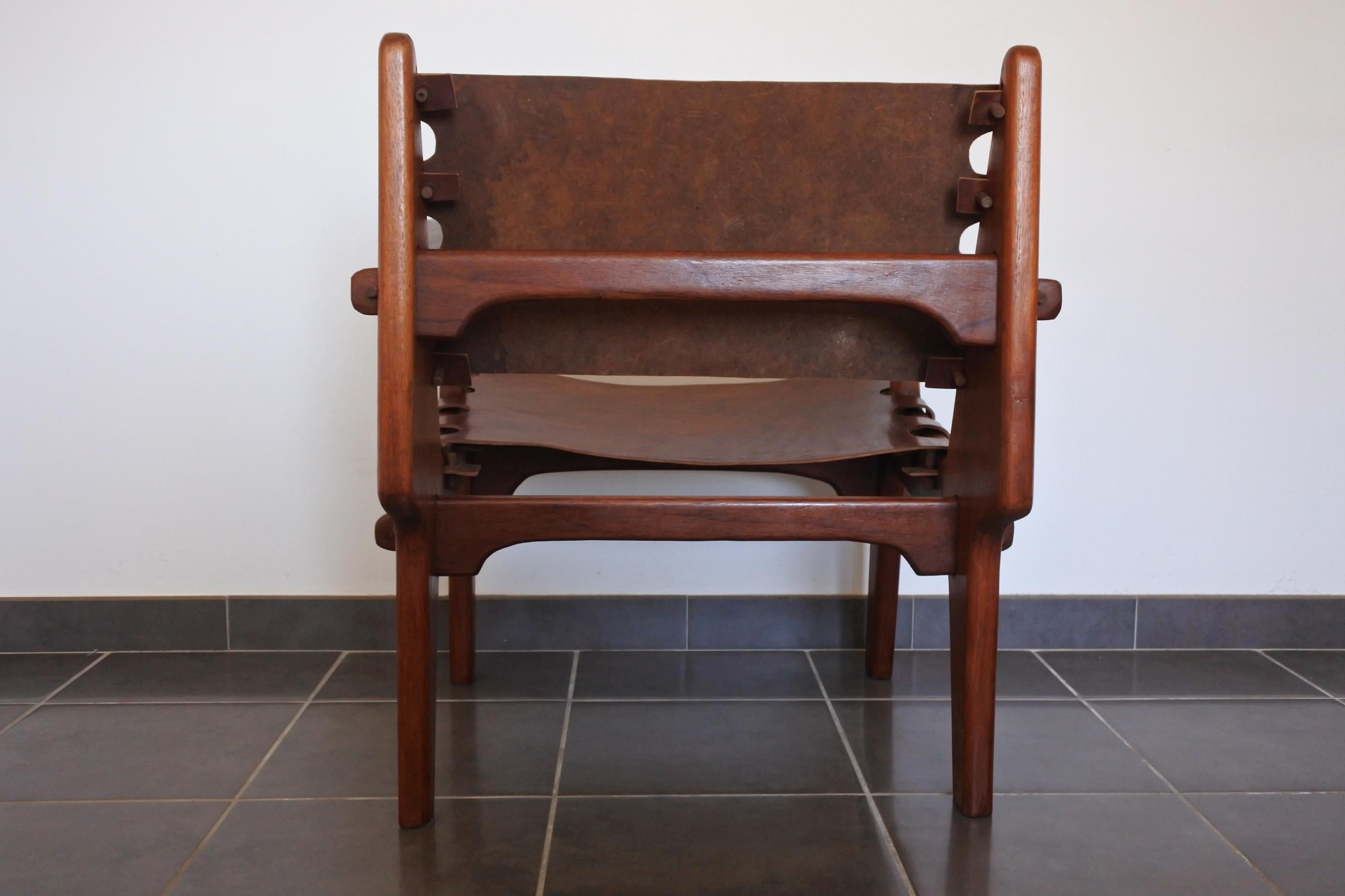 Mid-20th Century Angel Pazmino Leather Armchair and Ottoman for Muebles De Estilo, Ecuador 1960s