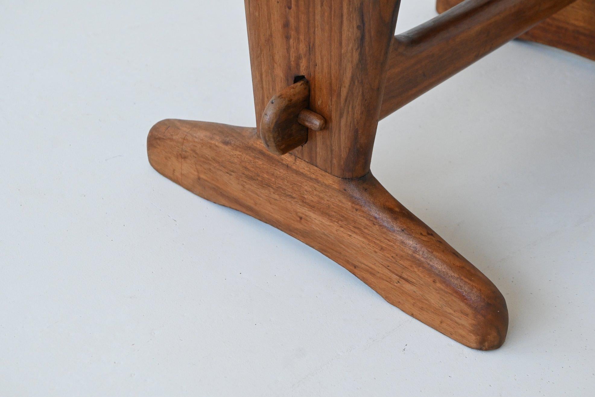 Angel Pazmino rocking chair and hocker Muebles de Estilo Ecuador 1960 For Sale 13