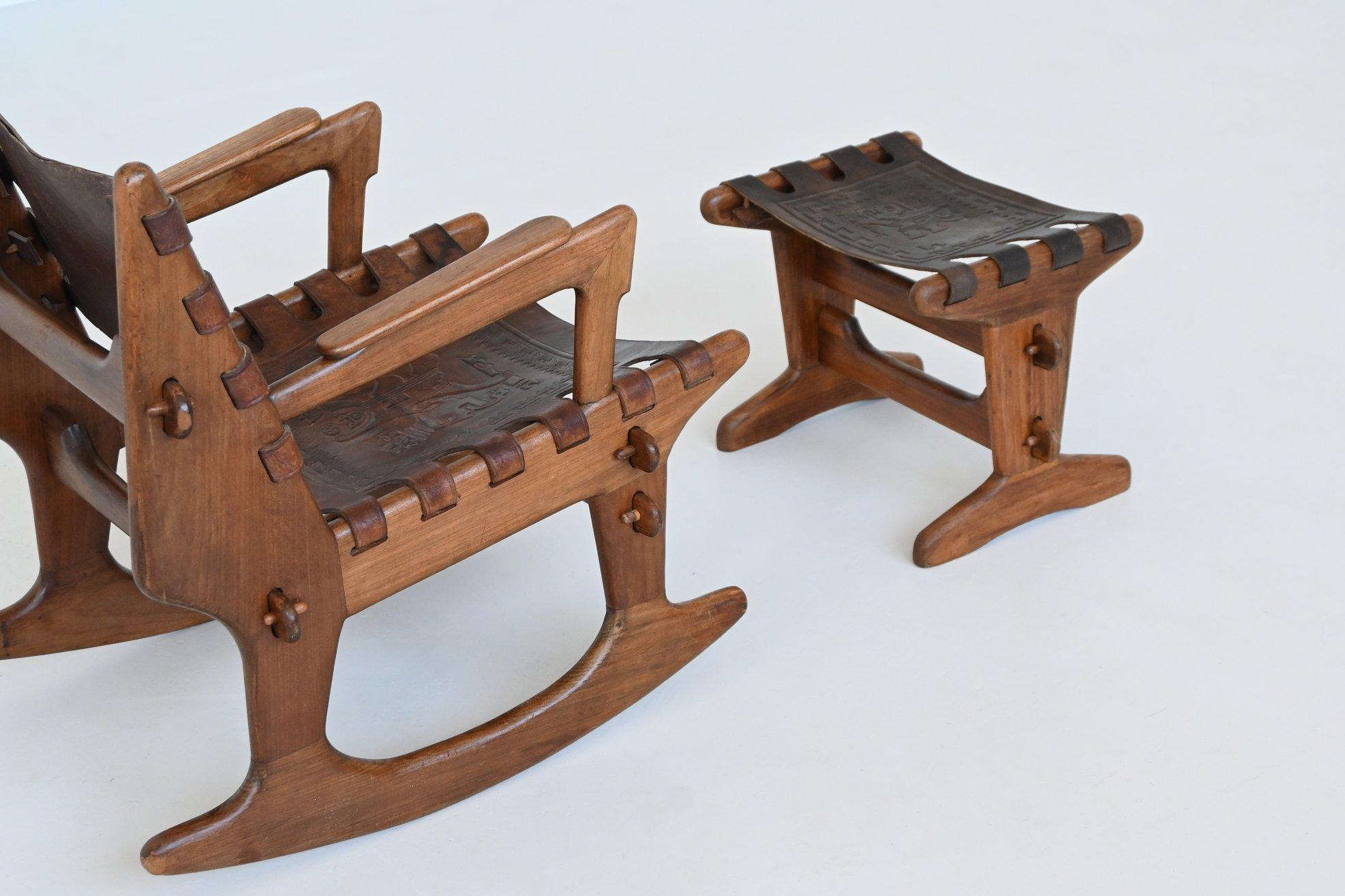 Angel Pazmino rocking chair and hocker Muebles de Estilo Ecuador 1960 For Sale 1