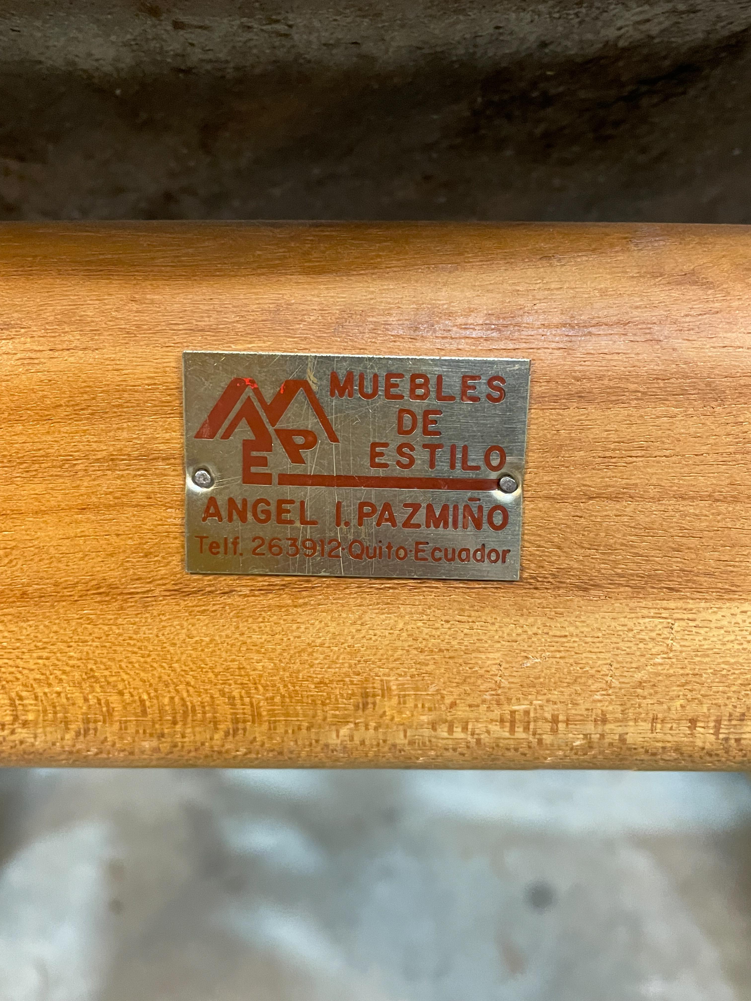 Mid-Century Modern Petite chaise à bascule Angel Pazmino en vente