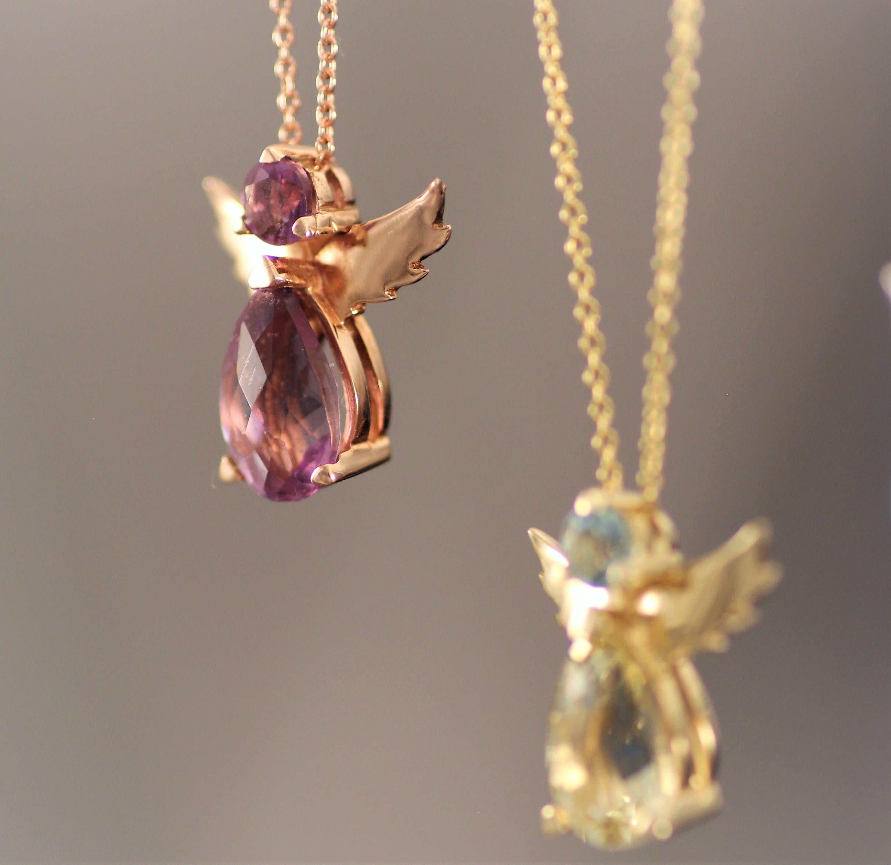 Taille poire Collier pendentif ange en or rose 18 carats avec améthyste violette ronde en forme de poire en vente