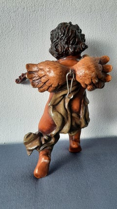 Angel playin the violin