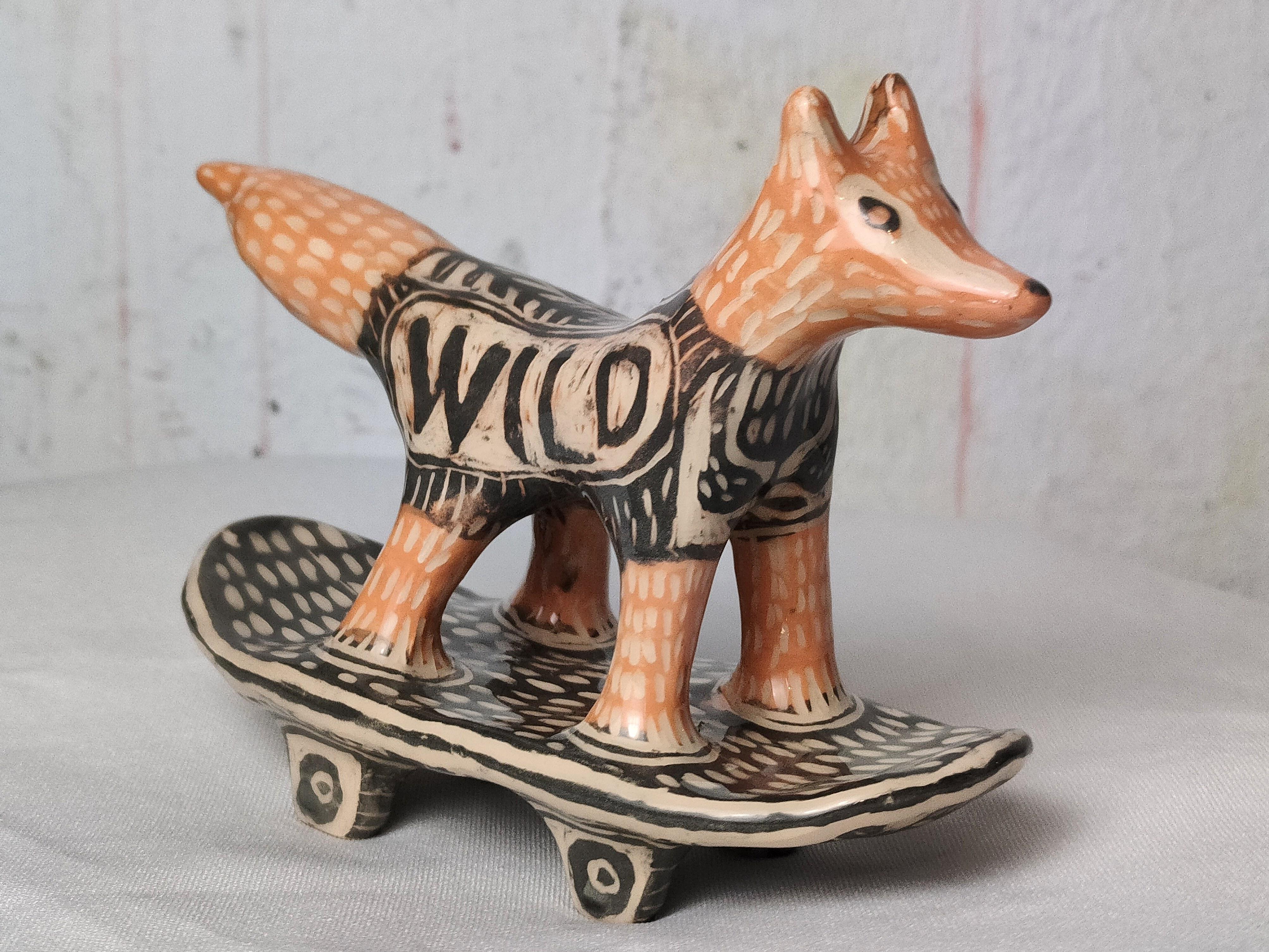 WILD FOX V - Sculpture by Angel Rivas