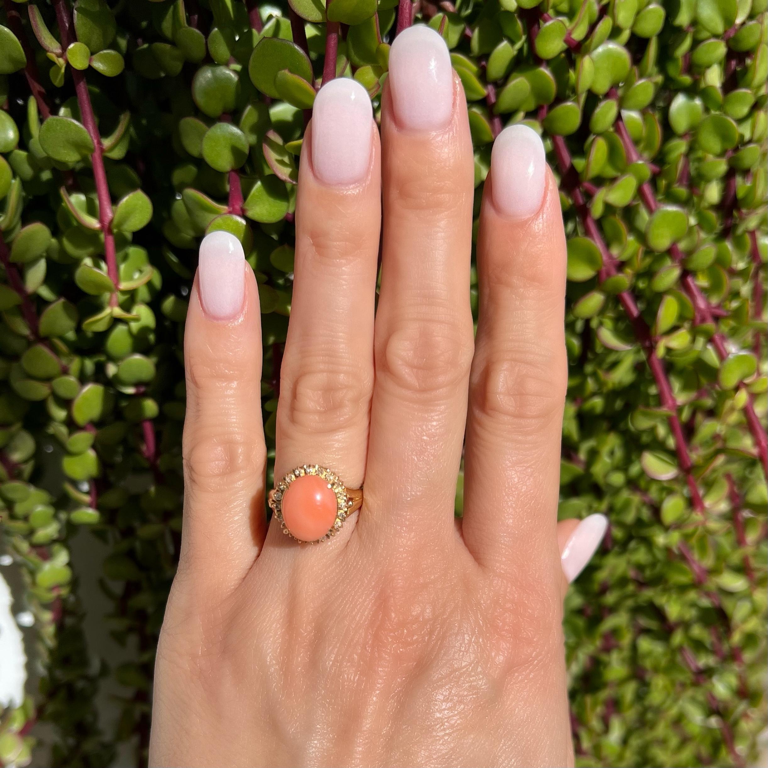 Contemporary Angel-Skin Cabochon Coral and Diamond Cocktail Gold Ring