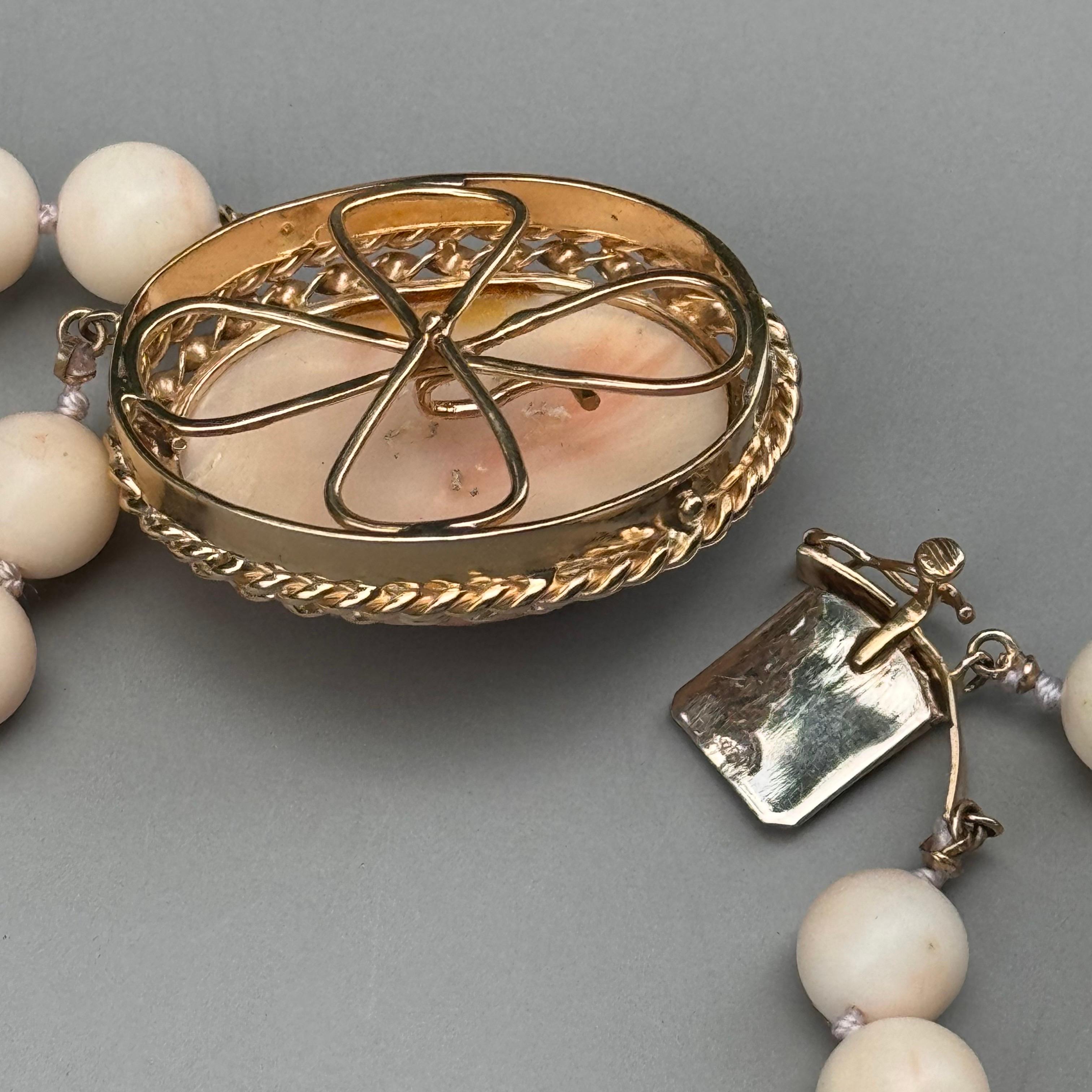Angel Skin Coral Bead Necklace Large Carved Flower 14k Gold Claps For Sale 4