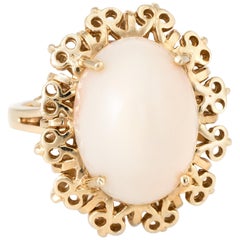 Angel Skin Coral Cocktail Ring Vintage 14 Karat Yellow Gold Estate Fine Jewelry Angel Skin Coral Cocktail Ring Vintage 14 Karat Yellow Gold Estate Fine Jewelry