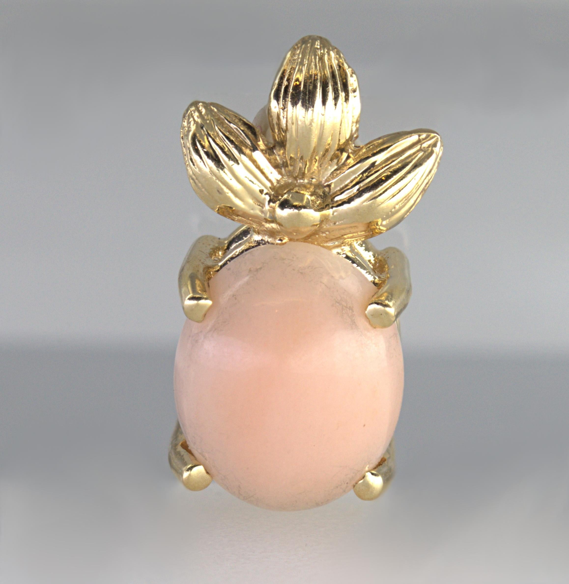 Angel Skin Coral, Diamond, 14K Yellow Gold Jewelry Suite For Sale 8