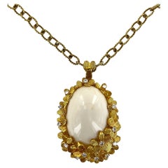 Angel Skin Coral Diamond 18 Karat Yellow Gold Floral Estate Pendant Necklace