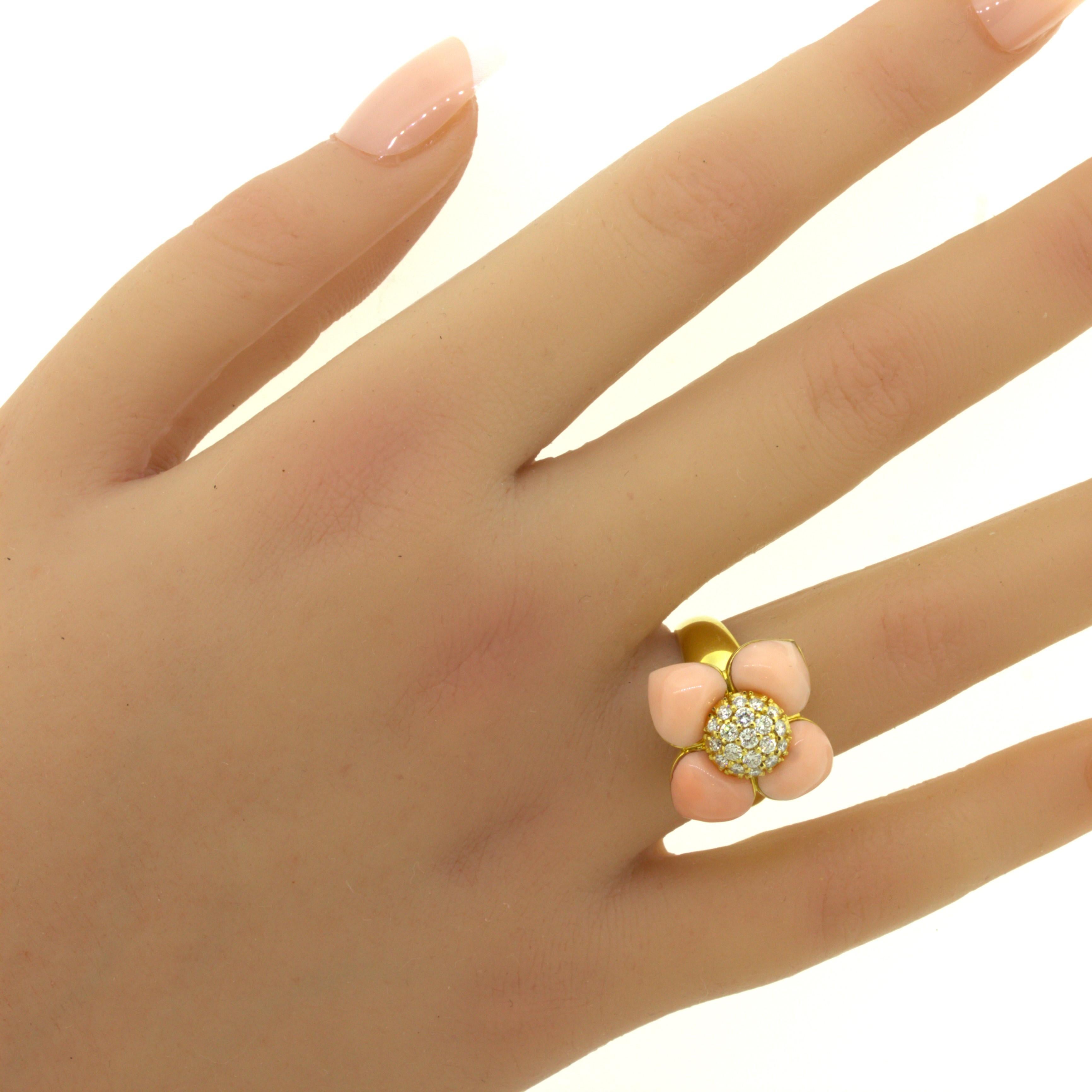 Angel-Skin Coral Diamond 18Karat Yellow Gold Flower Ring For Sale 7