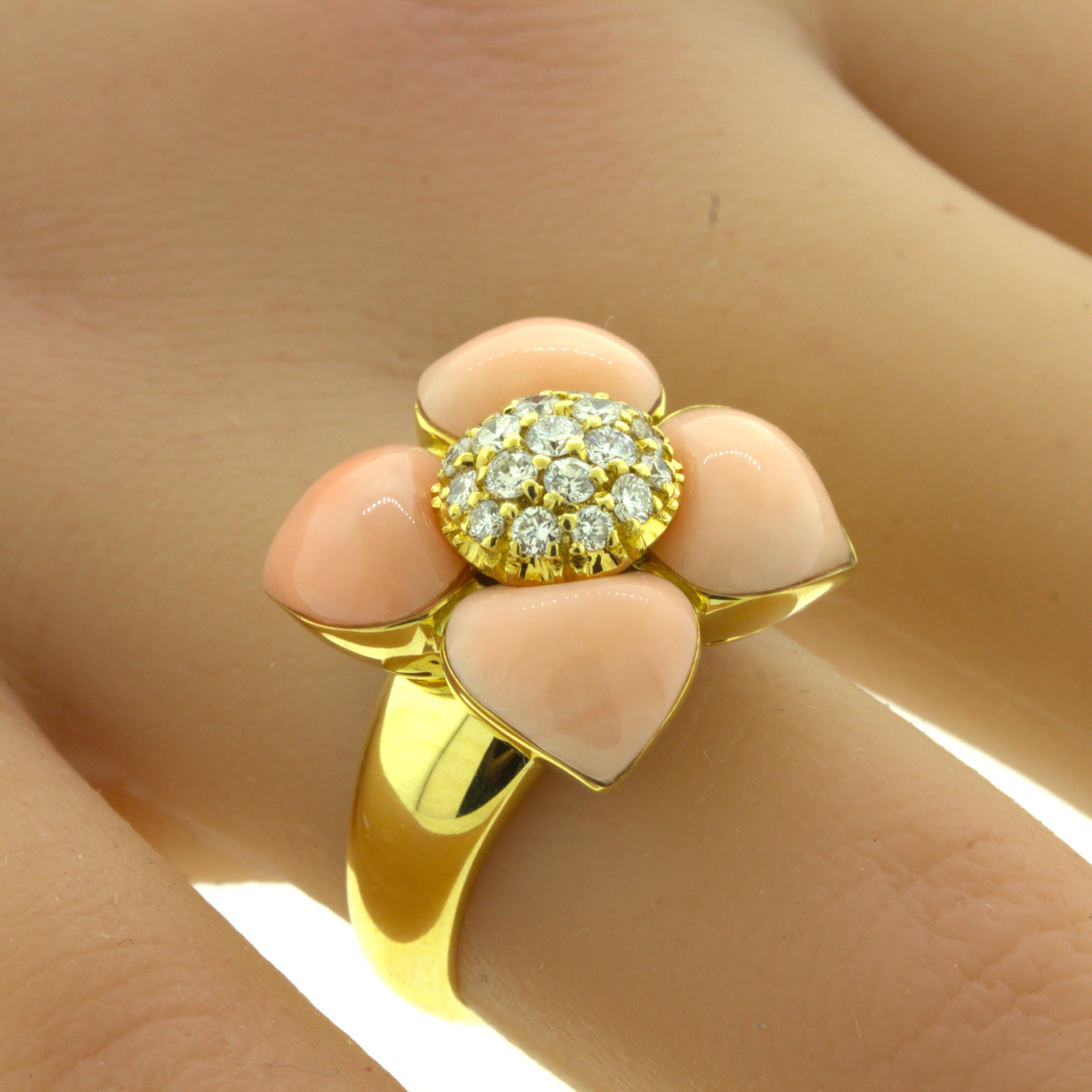 Women's Angel-Skin Coral Diamond 18Karat Yellow Gold Flower Ring For Sale