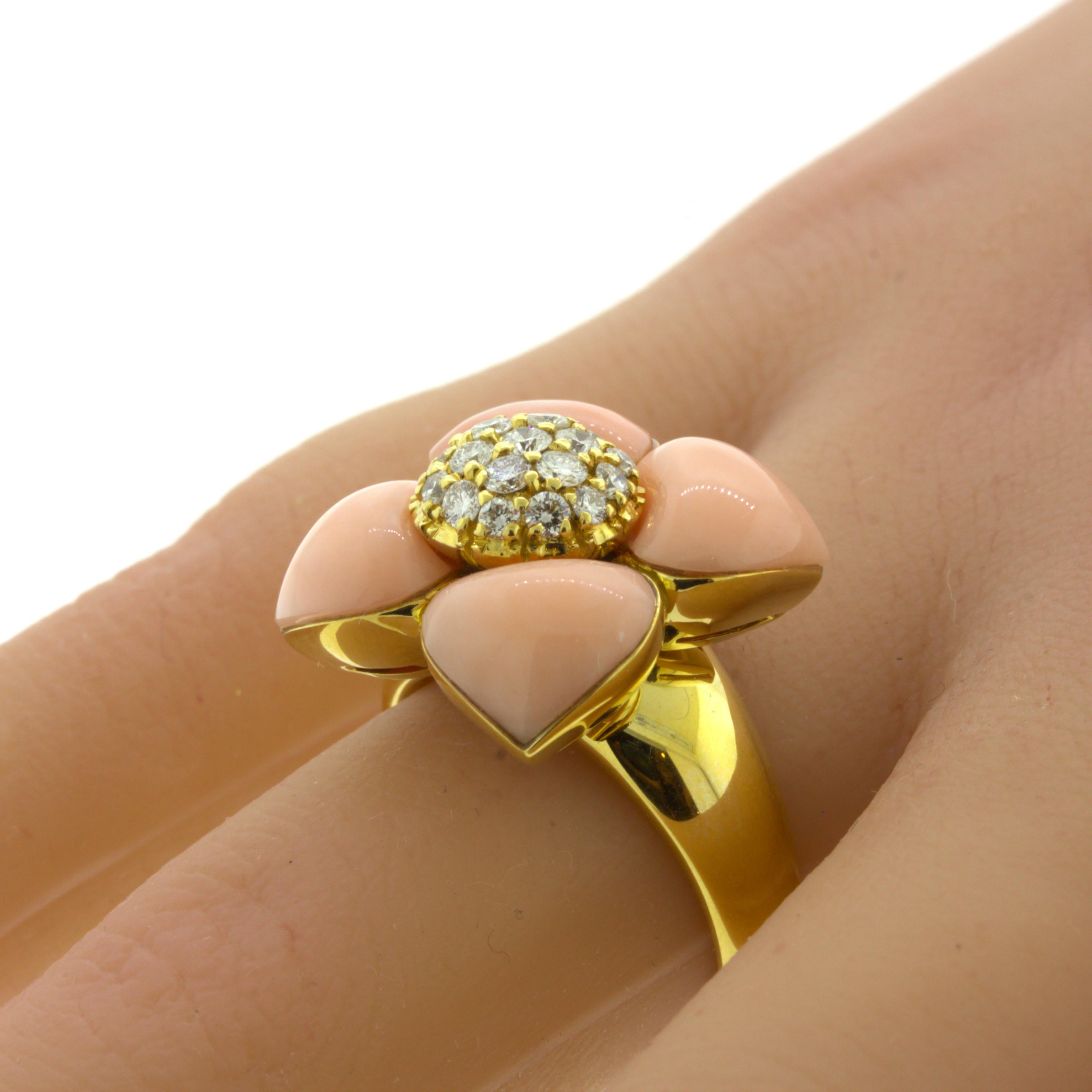 Angel-Skin Coral Diamond 18Karat Yellow Gold Flower Ring For Sale 1