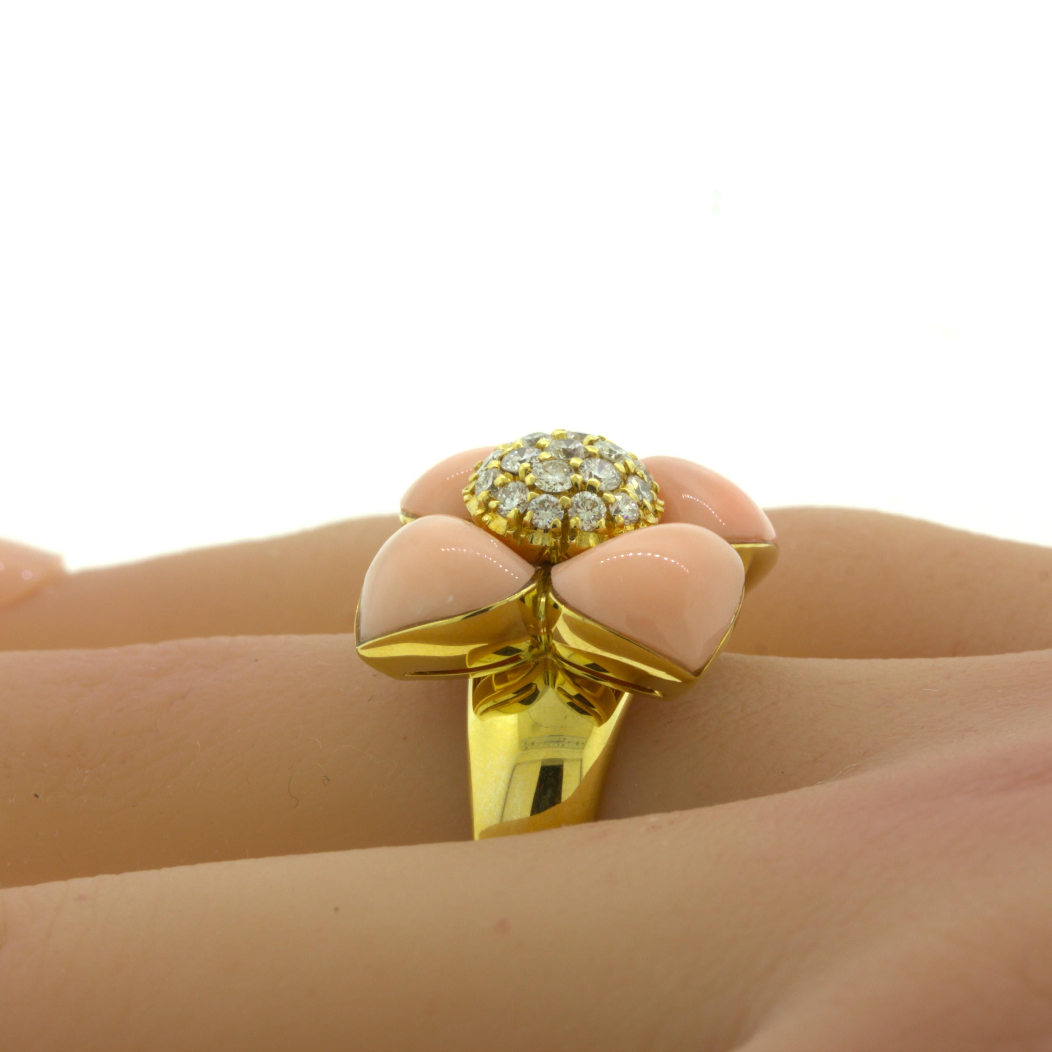 Angel-Skin Coral Diamond 18Karat Yellow Gold Flower Ring For Sale 2