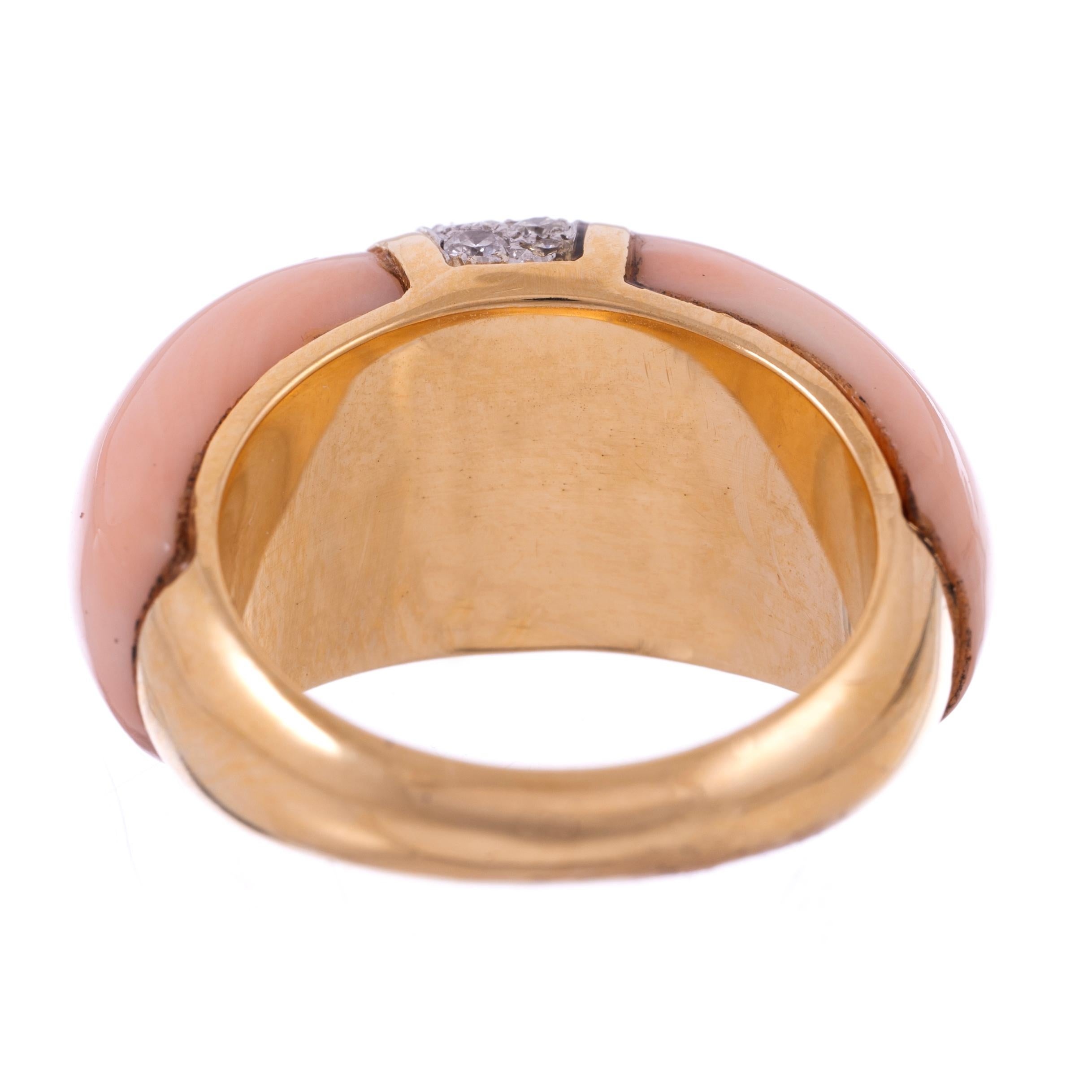 Angel Skin Coral & Diamond Yellow Gold Circa 1970 In Excellent Condition For Sale In Carmel-by-the-Sea, CA