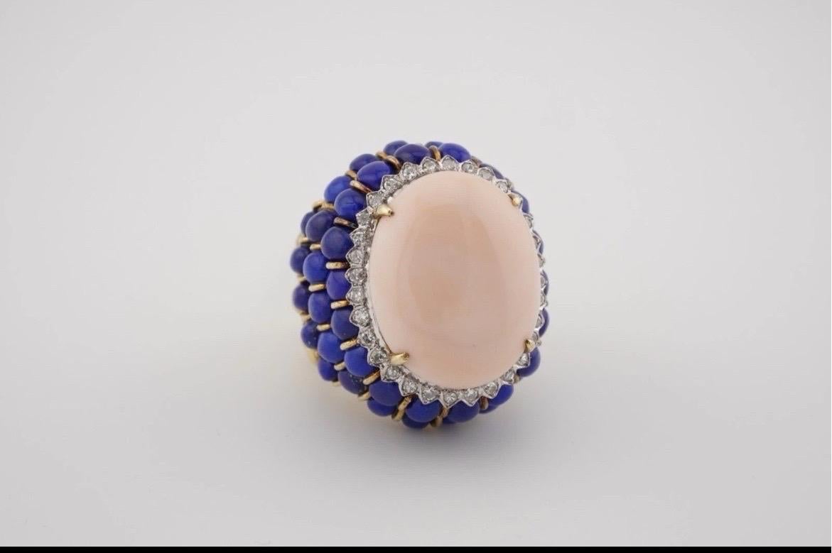 Angel Skin Coral Lapis Lazuli Ring 14k Yellow Gold Cocktail Estate In Good Condition For Sale In Boca Raton, FL