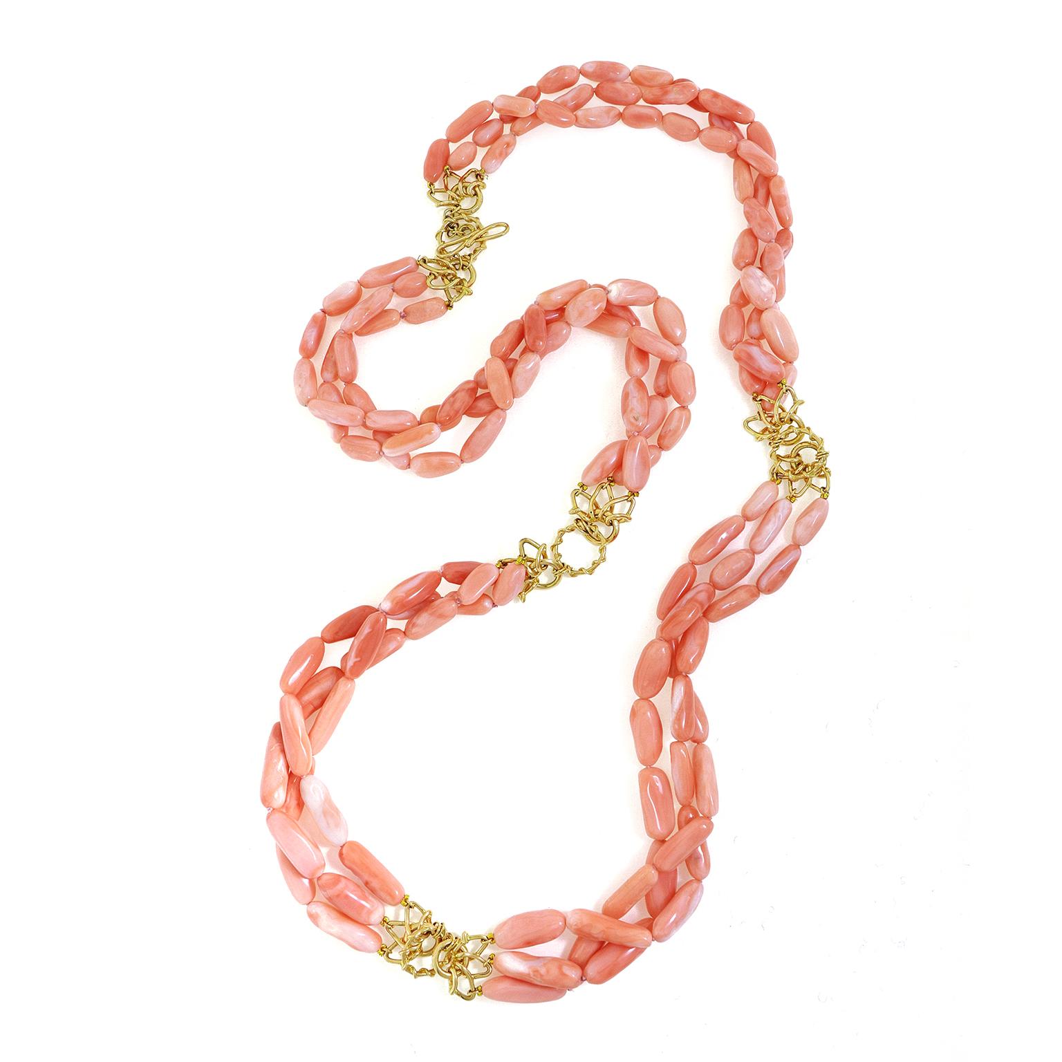 Engelshaut Koralle 18K Gelbgold Halskette im Zustand „Neu“ im Angebot in New York, NY