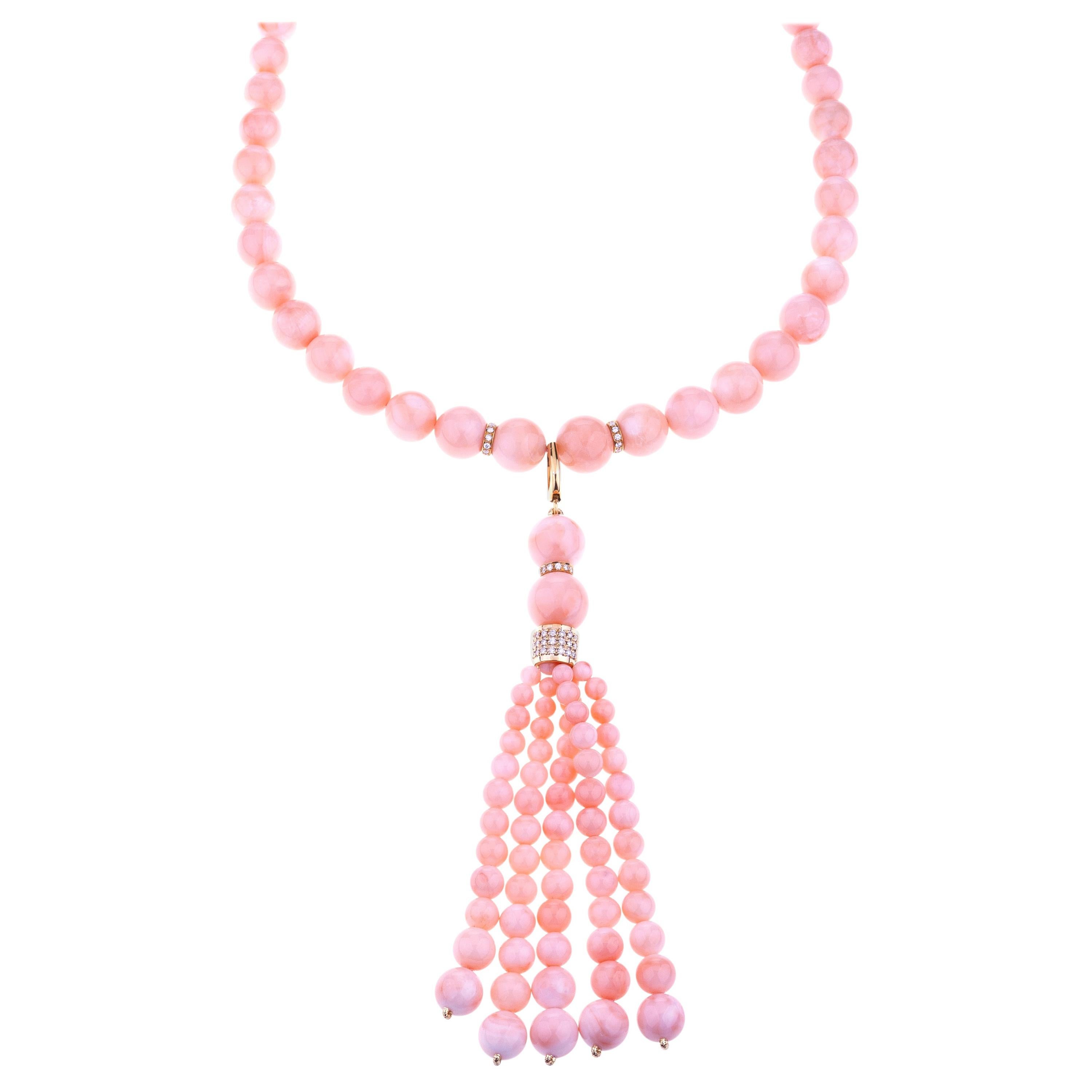 Engelshaut Koralle Rosa Perlen Lange Halskette mit 5 Fäden zusammengefügt im Angebot