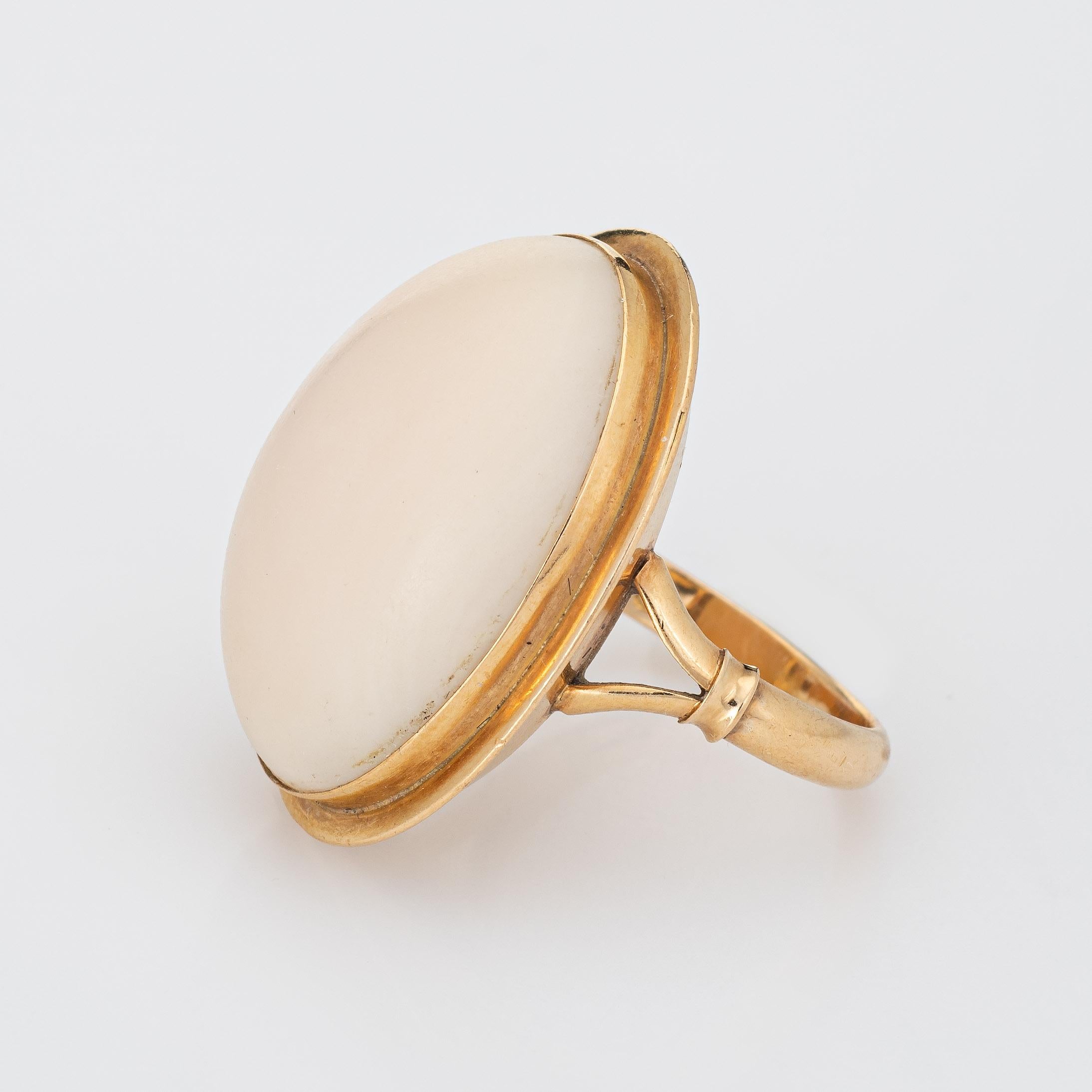 Modern Angel Skin Coral Ring Vintage 18k Gold Large Oval Cocktail Jewelry Estate