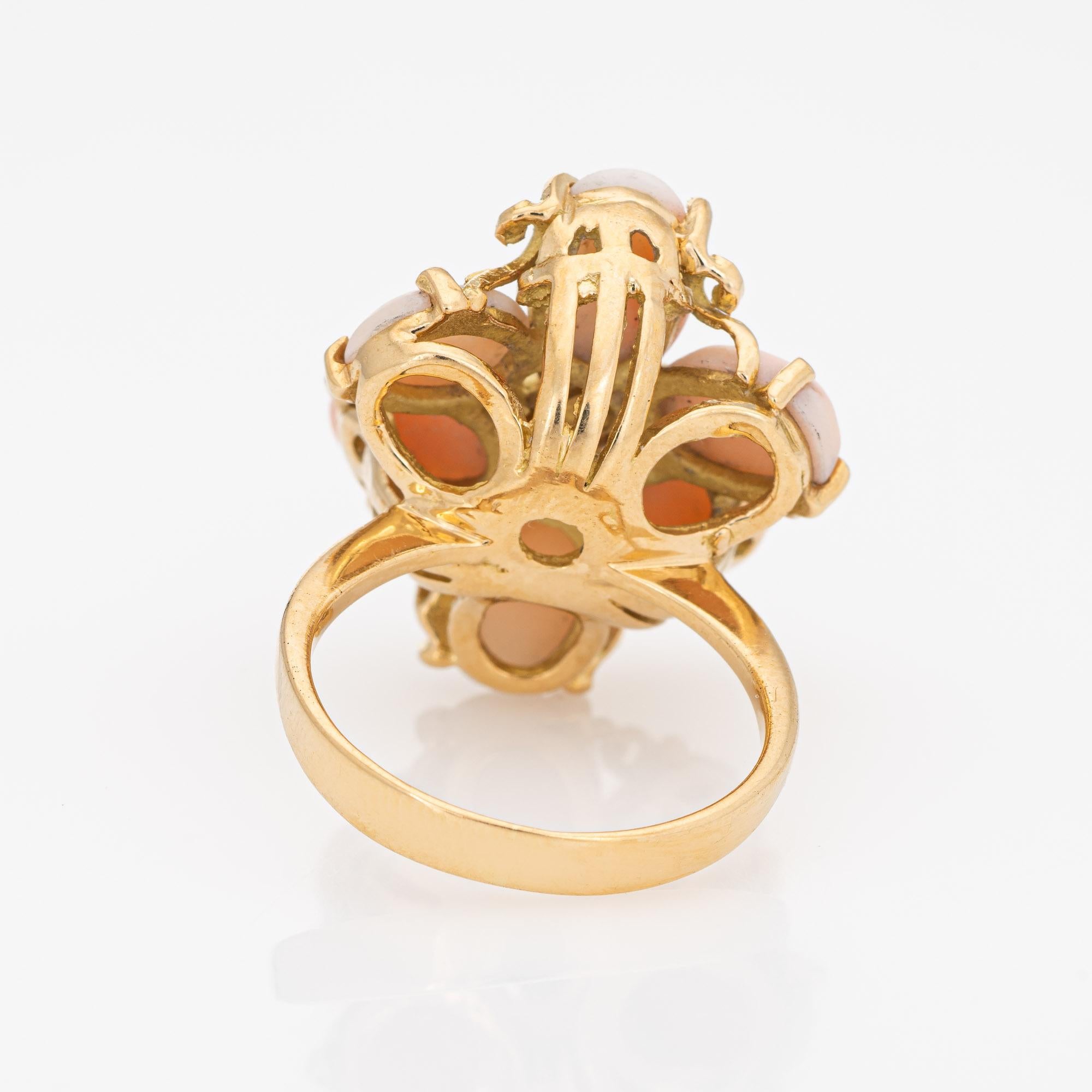 Anillo Piel de Ángel Coral Rubí 1970s Vintage Oro Amarillo 18 Kilates Joyas Florales en Bueno estado para la venta en Torrance, CA
