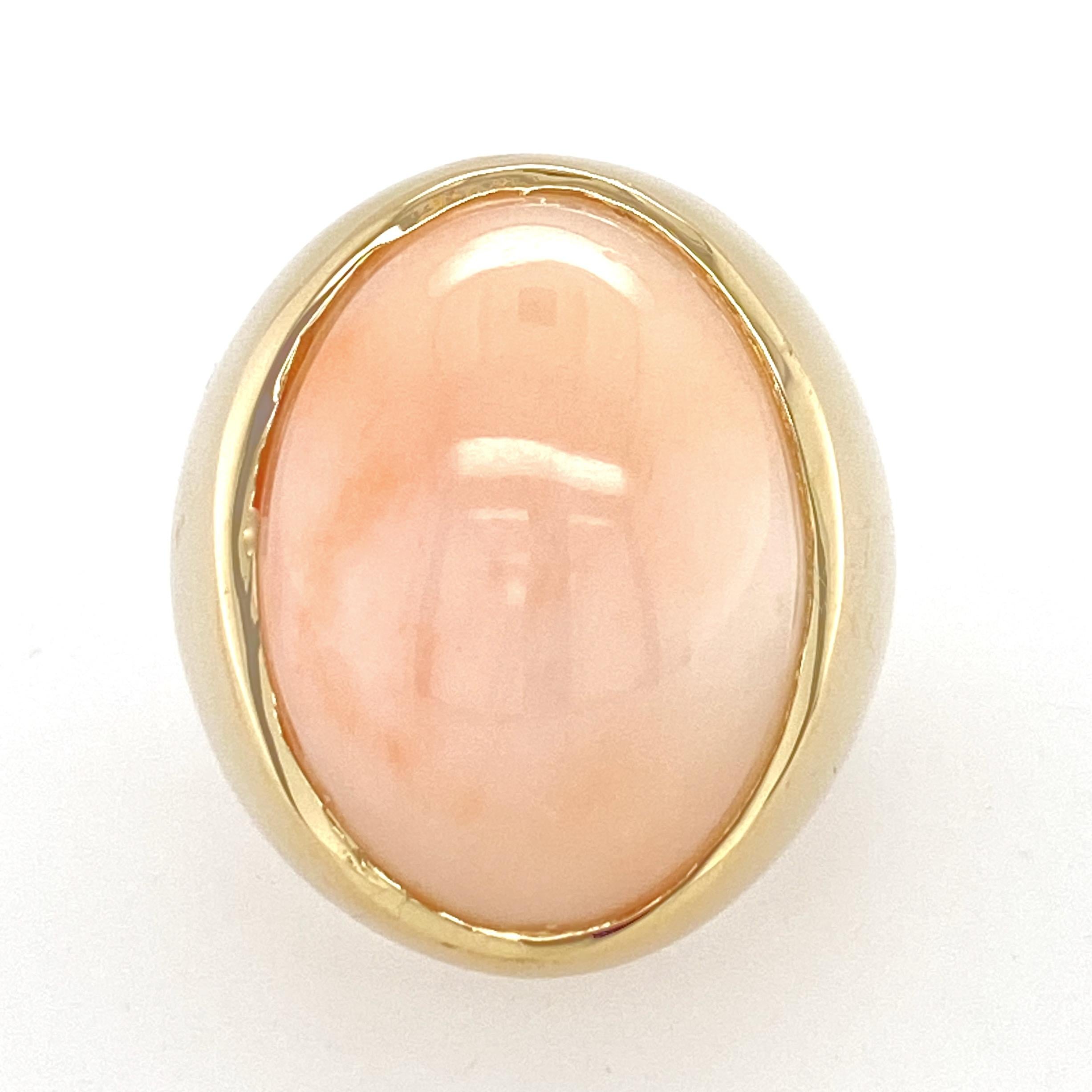 Contemporary Angel Skin Coral Signet-Style Cocktail Ring in Yellow Gold, circa 1970