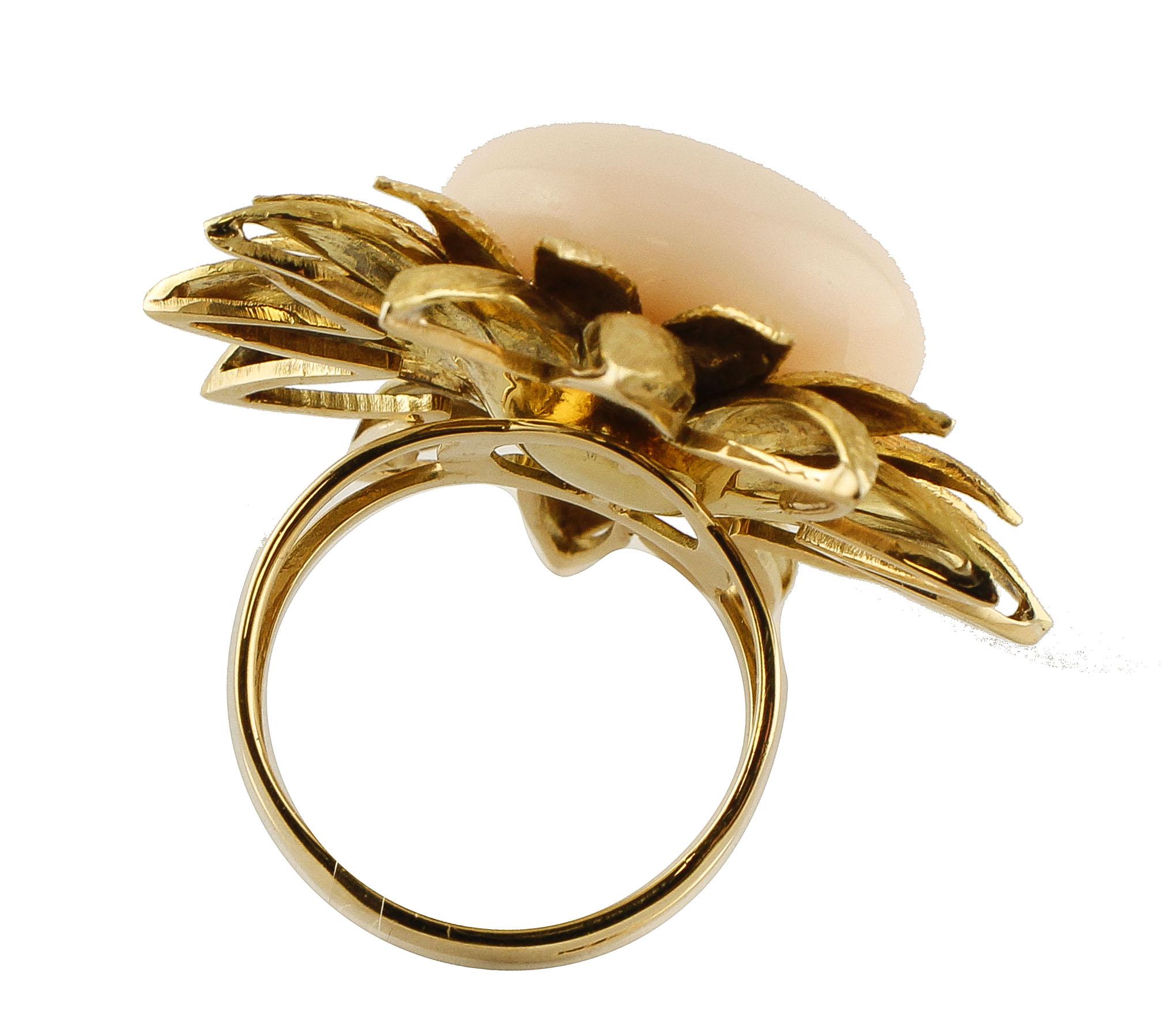 Mixed Cut Pink Coral Button Yellow Gold Flower Shape Fashion Ring For Sale