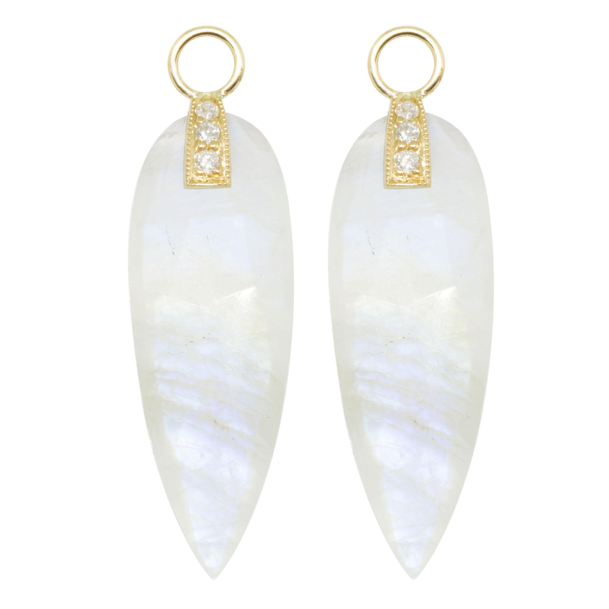 Contemporary Angel Wings Moonstone 18 Karat Gold Earrings For Sale