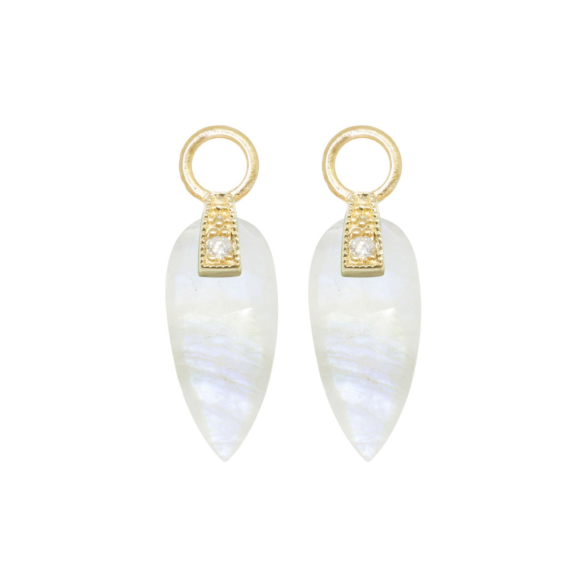 Angel Wings Moonstone 18 Karat Gold Earrings In New Condition For Sale In Denver, CO