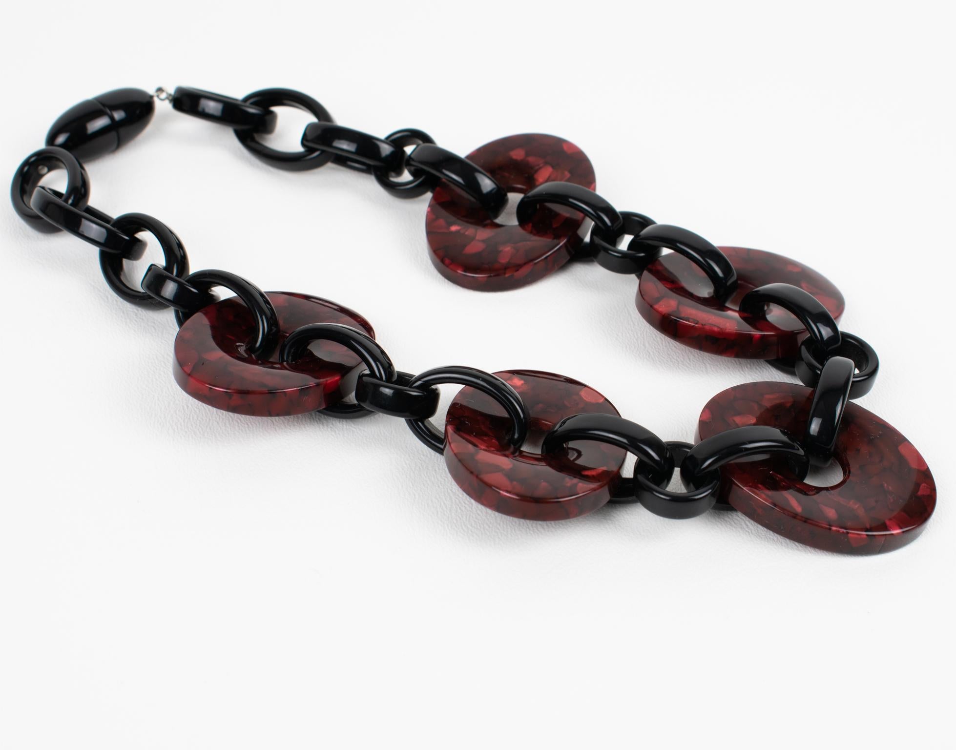 Angela Caputi Black and Burgundy Resin Necklace In Excellent Condition For Sale In Atlanta, GA