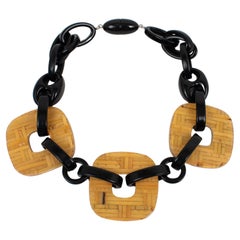 Angela Caputi Choler-Halskette aus schwarzem Harz und Rattan