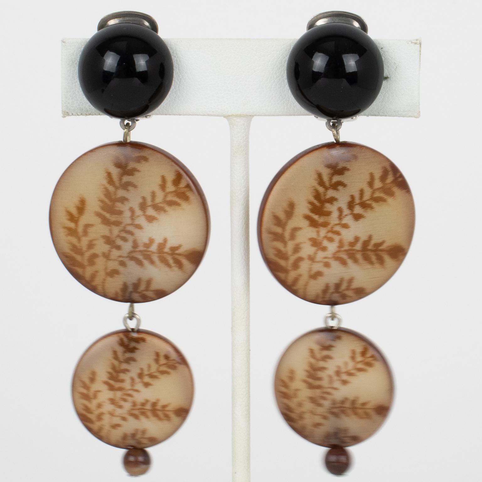 Boucles d'oreilles composées de fleurs noires et brunes Angela Caputi en vente 2