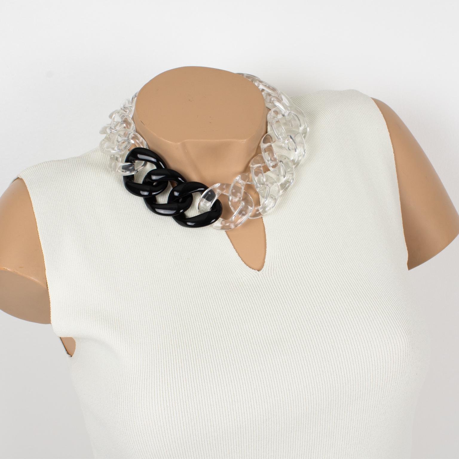 This elegant Angela Caputi, made-in-Italy choker necklace features an extra-large flat resin chain design in transparent color with black contrast. Her matching of colors is always bold and classy.
As you know, Caputi jewelry is not signed. This
