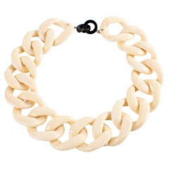 Angela Caputi Italy Collier ras du cou Massive chaîne en résine blanc-crème