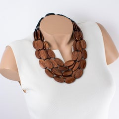 Angela Caputi - Collana a più fili in resina marrone cacao perlato