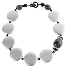 Angela Caputi Collana in resina d'argento perlata