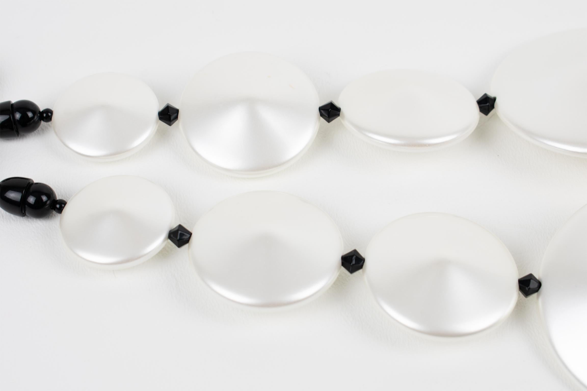 Angela Caputi Pearlized White and Black Resin Necklace For Sale 2