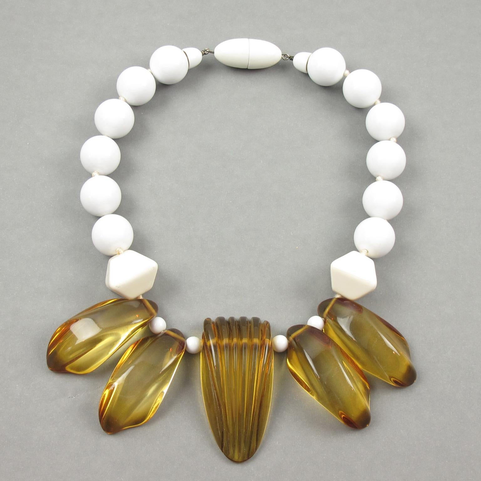 Angela Caputi Resin Choker Necklace White and Applejuice In Good Condition In Atlanta, GA