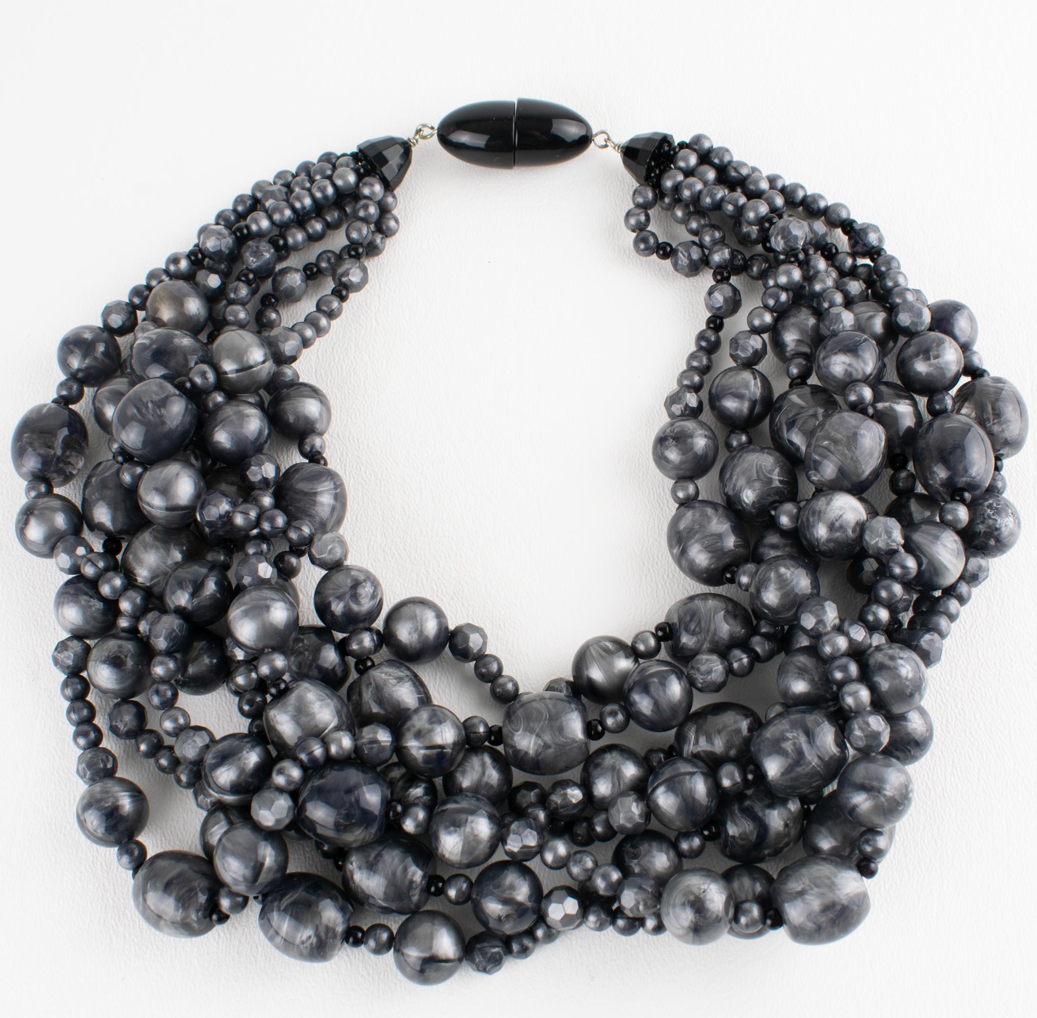 Angela Caputi - Collier de résine multibrins avec perles gris orageux Unisexe en vente