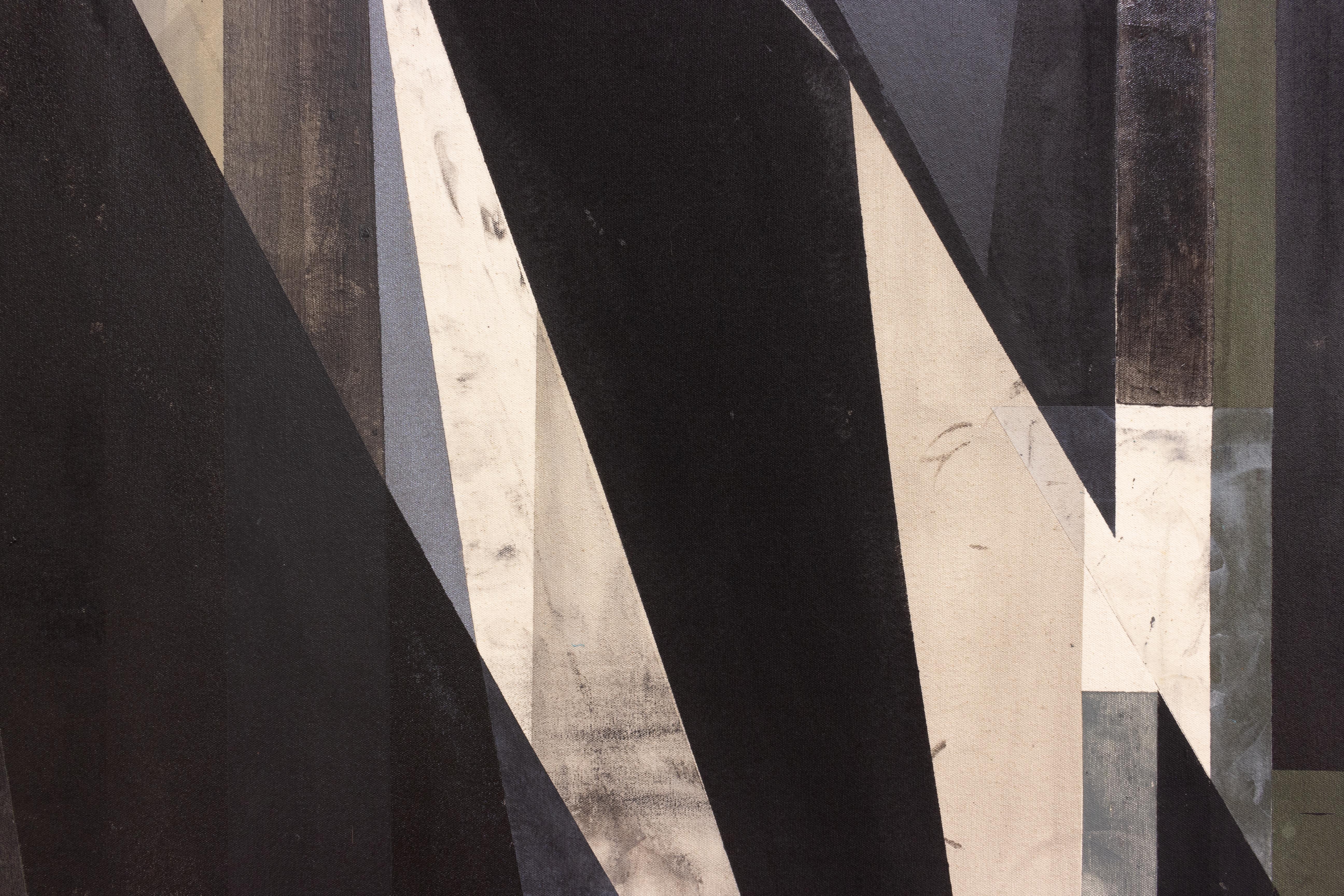 'Layered' - nero, collage, astrazione geometrica, tecnica mista - Painting Astratto di Angela Carter