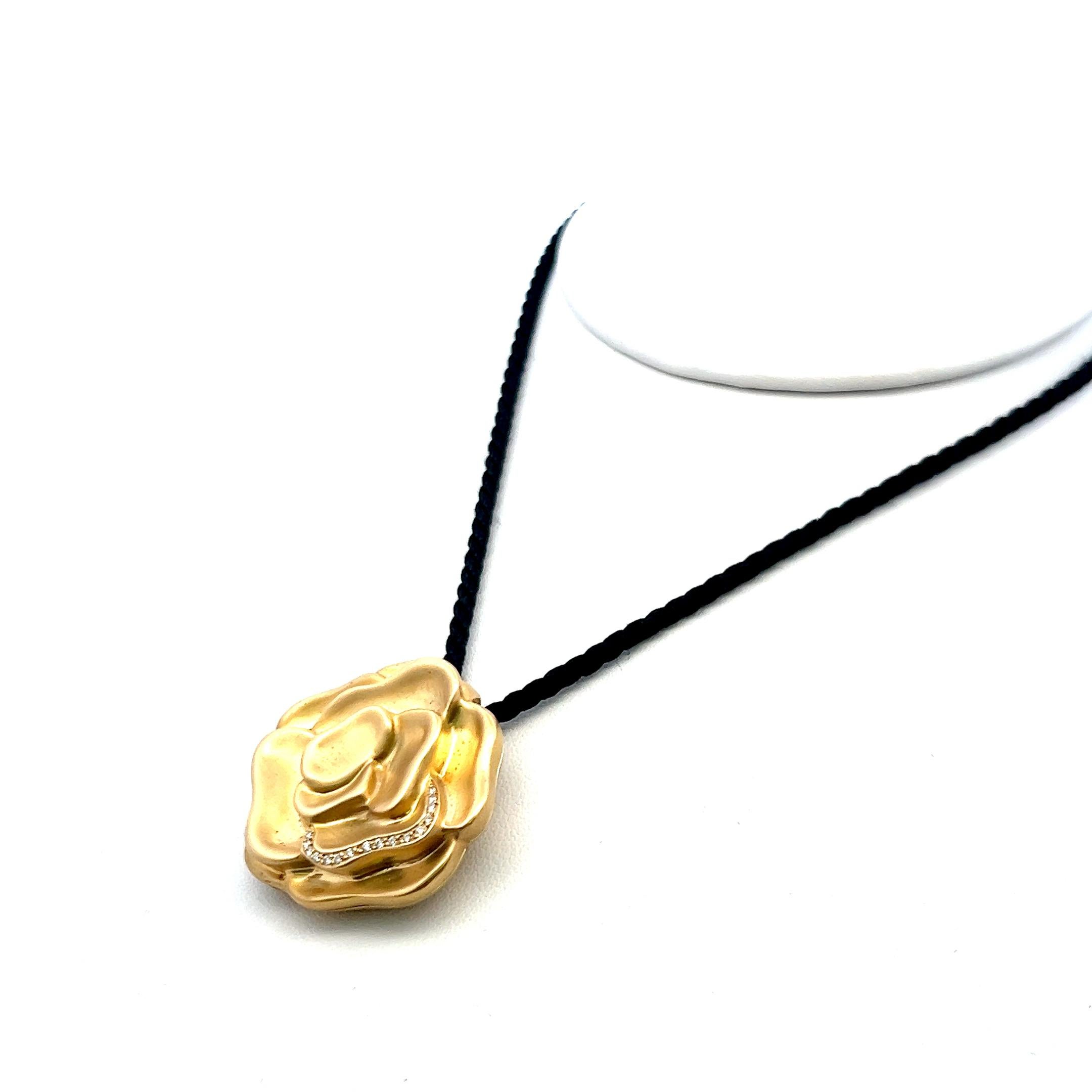 Progettista:
Angela Cummings
Titolo:
Angela Cummings - Collana con ciondolo in oro giallo 18 carati da 0,08 carati con diamante rotondo Brilliante F VS
Stile:
Ciondolo
Metallo:
oro giallo 18 carati
Gemma 1:
Diamante da 0,08 carati
Numero di