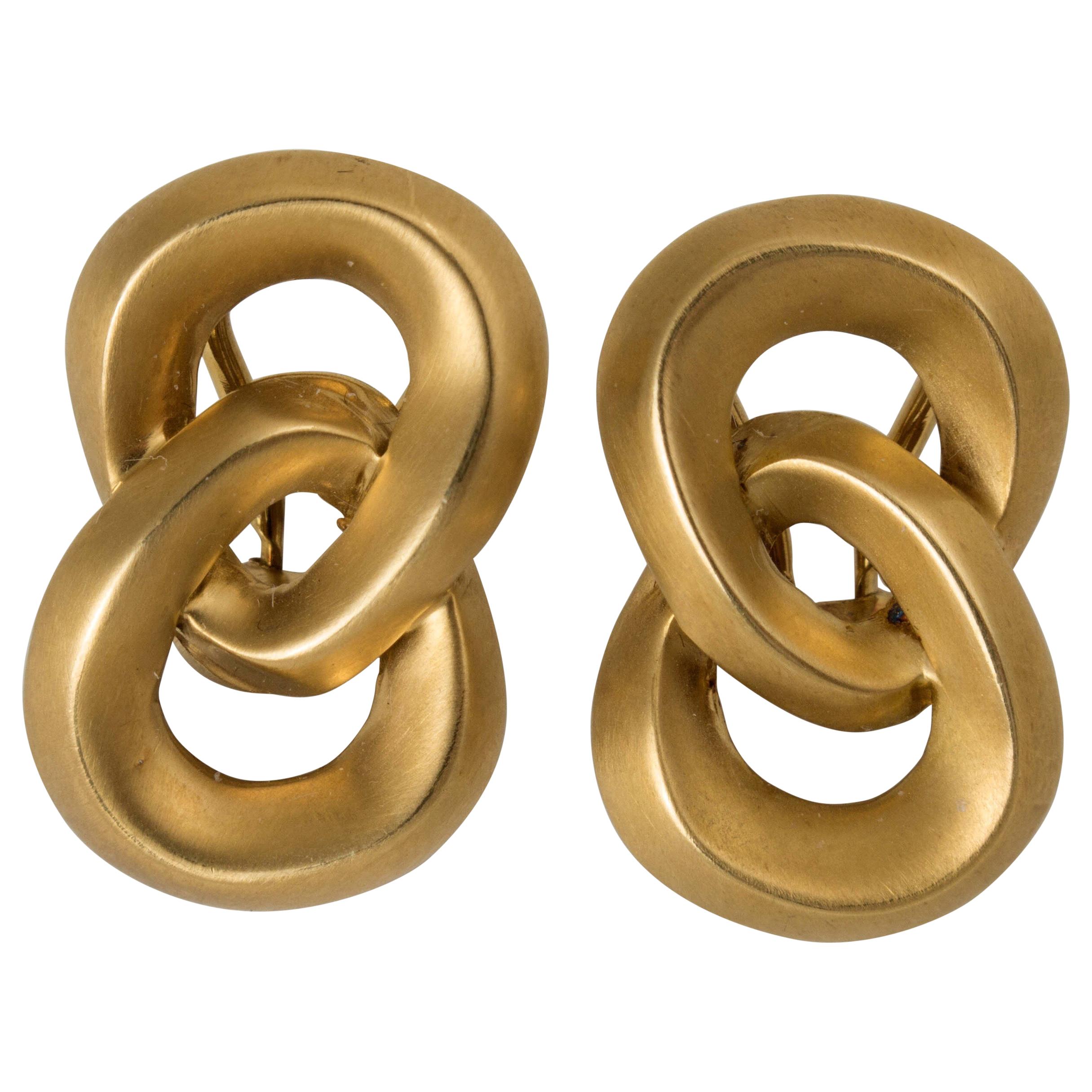 Angela Cummings 18 Karat Brushed Gold Interlocking Figure 8 Clip Earrings For Sale