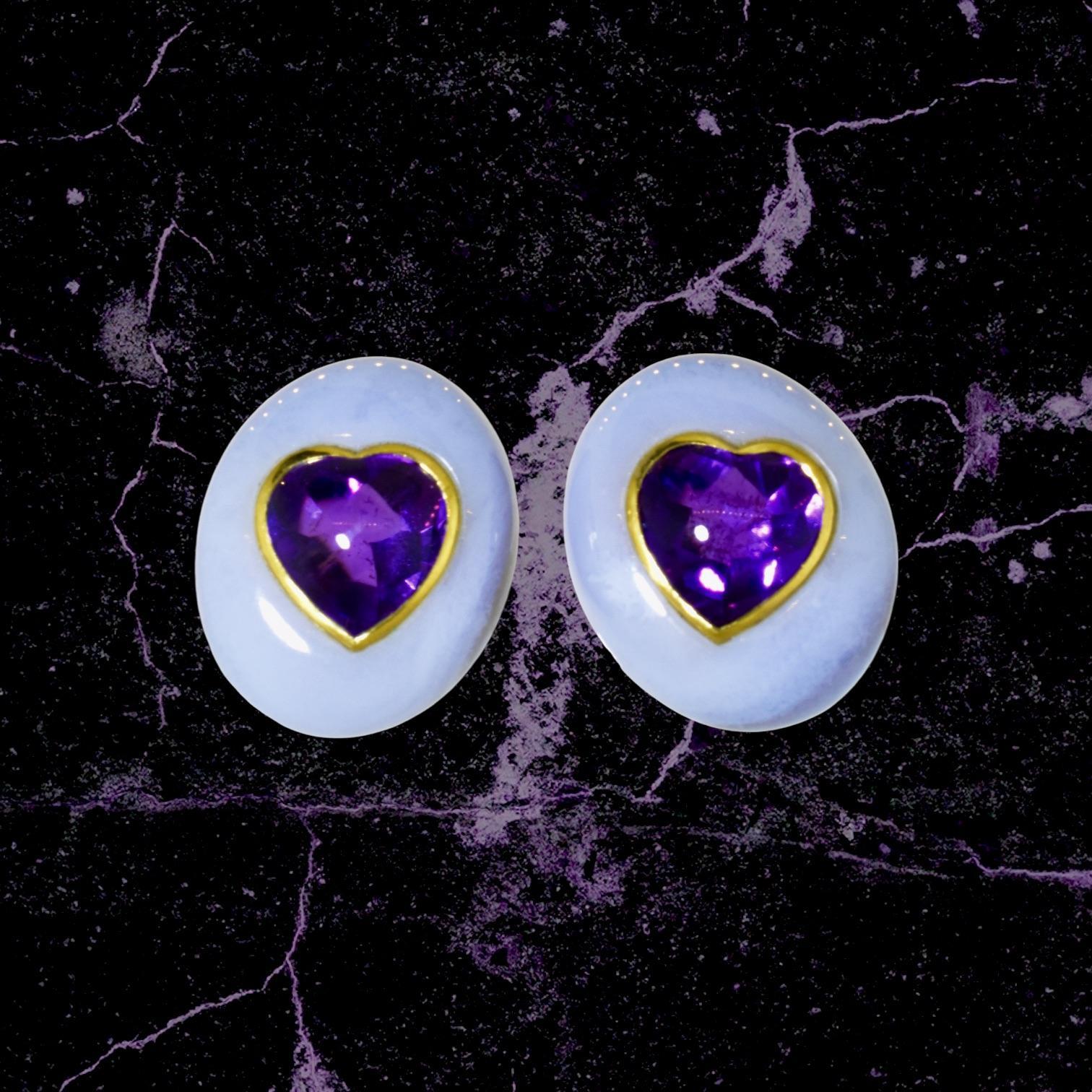 Angela Cummings 18K Earrings with Heart Shaped Amethysts & Chalcedony For Sale 1