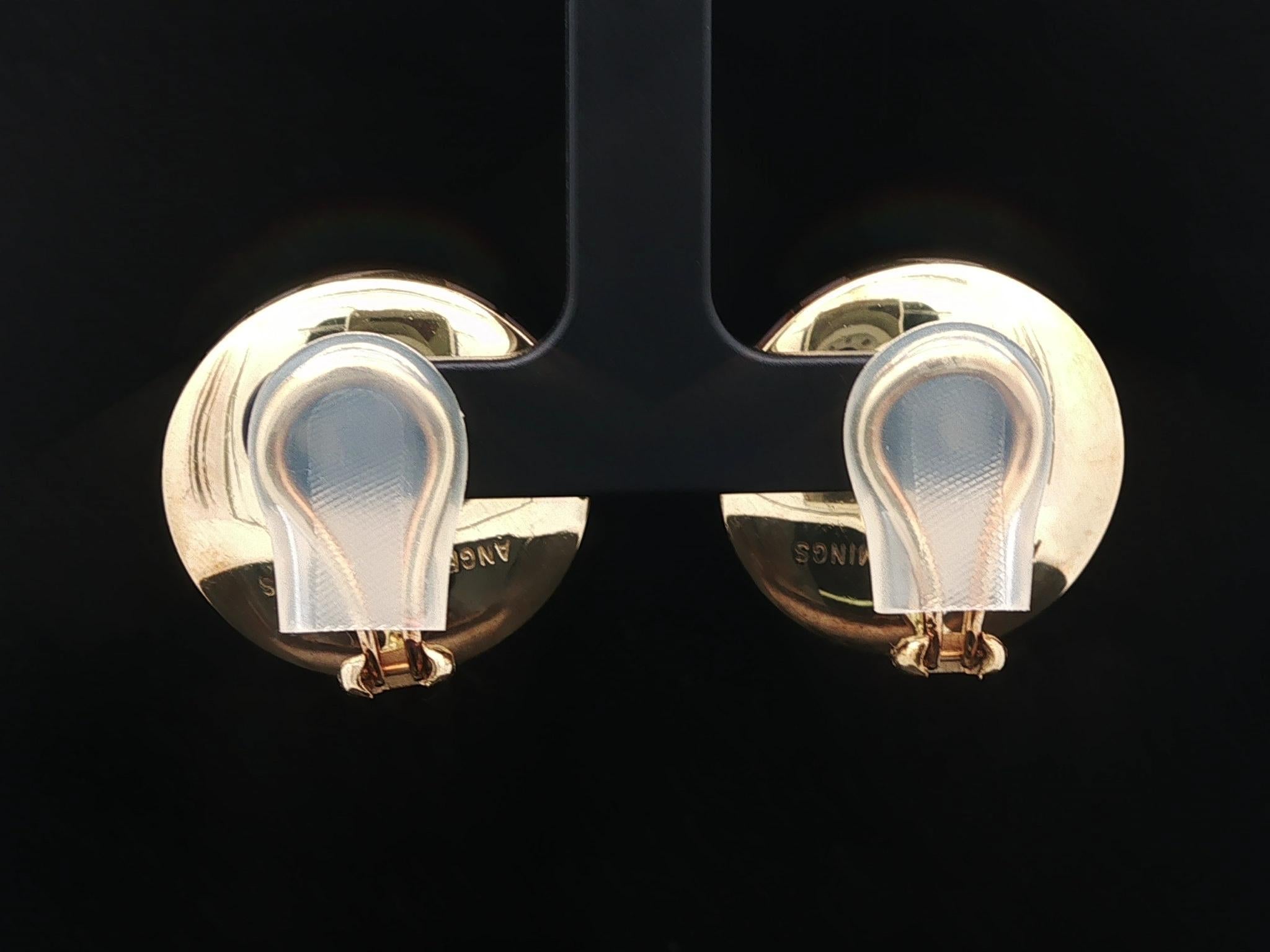 Angela Cummings - Boucles d'oreilles à clip avec boutons ronds en or 18 carats incrustés de nacre Pour femmes en vente