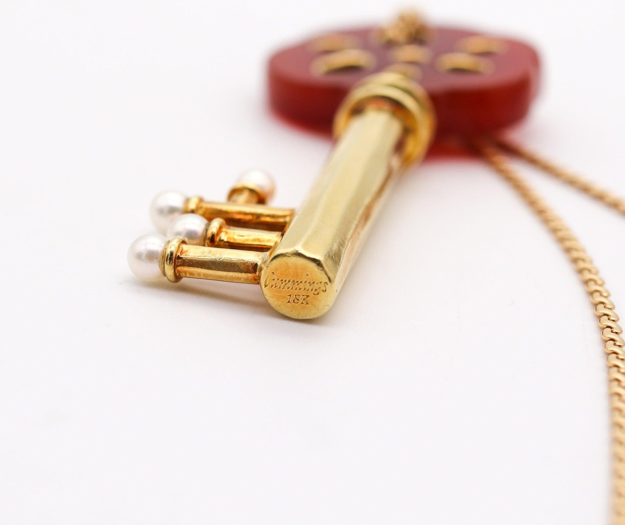 ANGELA CUMMINGS 1984 Carnelian Key Necklace In 18Kt Yellow Gold & Pearls In Excellent Condition For Sale In Miami, FL