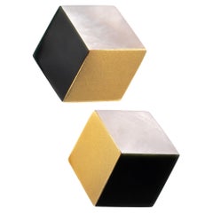 ANGELA CUMMINGS 1984 Orecchini geometrici in oro giallo 18Kt e giada nera