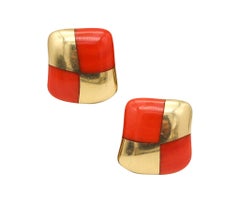 ANGELA CUMMINGS 1984 Modernist Clips auf Ohrringe in 18Kt Gold mit geschnitzten Korallen
