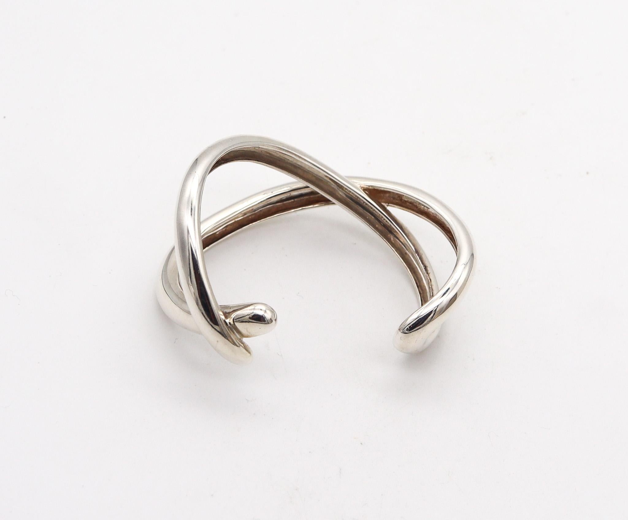 Angela Cummings 1984 Studio Crossover Sculptural Bracelet In 925 Sterling Silver In Excellent Condition In Miami, FL