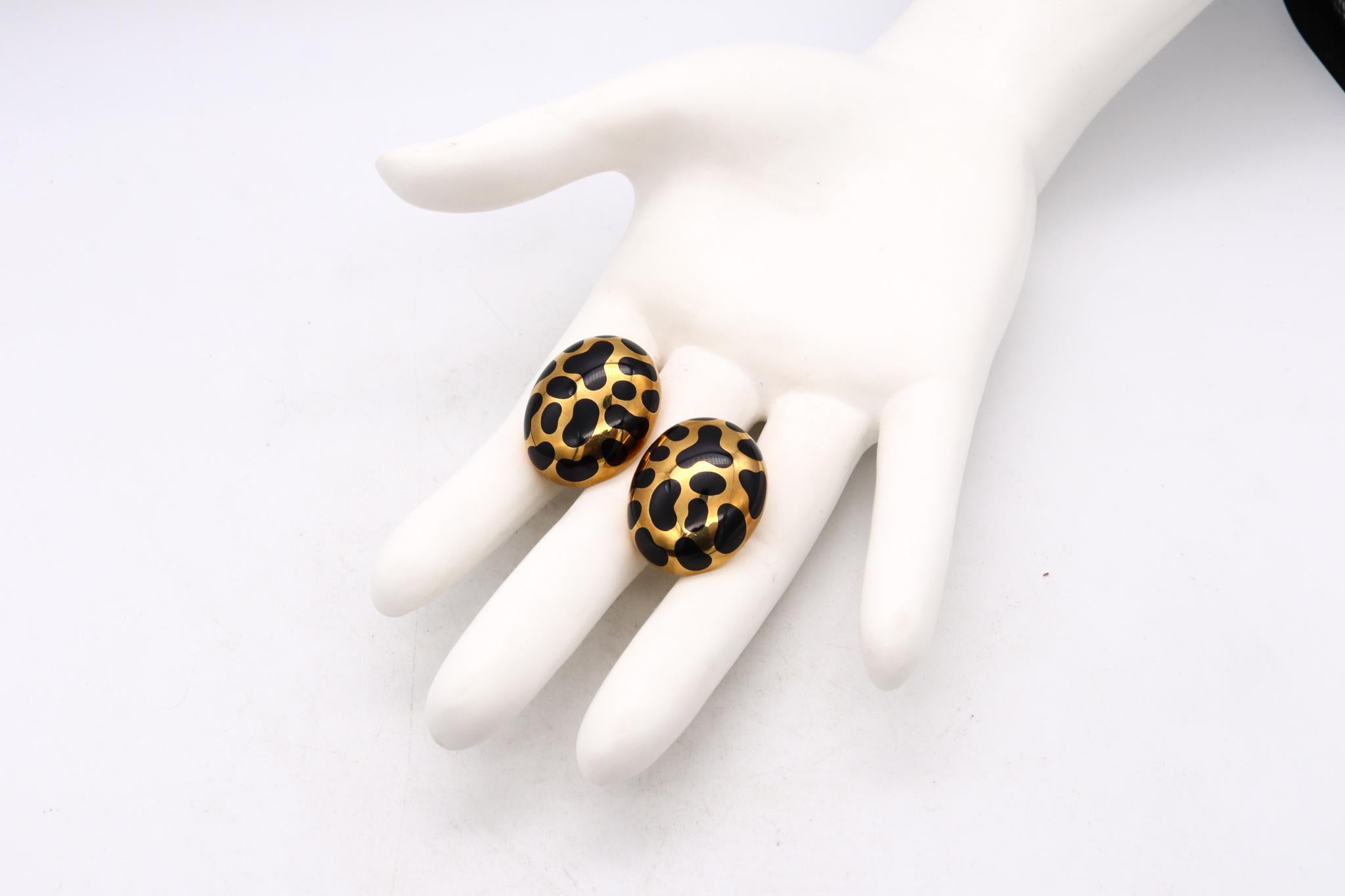 Modernist Angela Cummings 1985 Rare Allure Clip Earrings 18Kt Yellow Gold with Black Jade