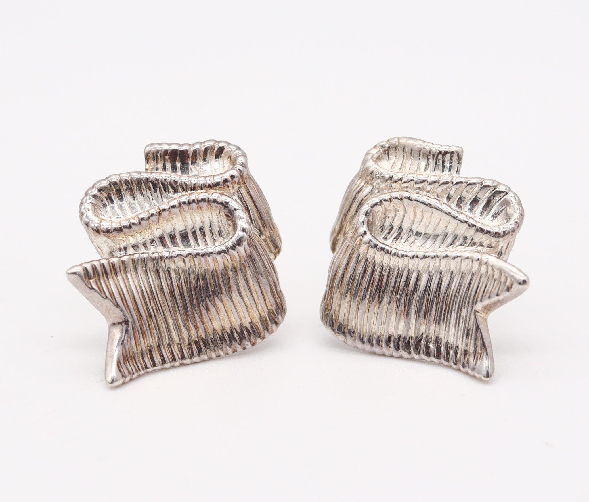 Modernist ANGELA CUMMINGS 1985 Studio Ribbons Clips-On Earrings In .925 Sterling Silver For Sale